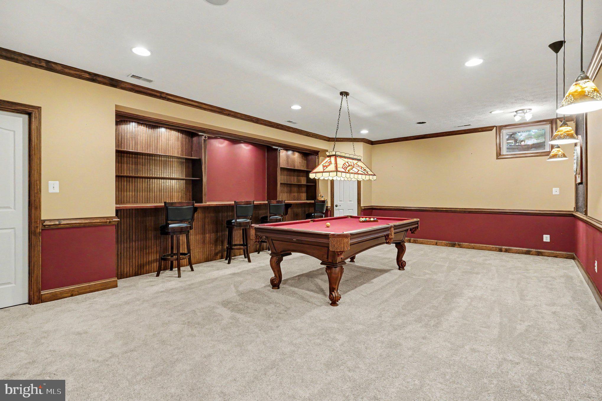 REGENTS RIDGE - Residential