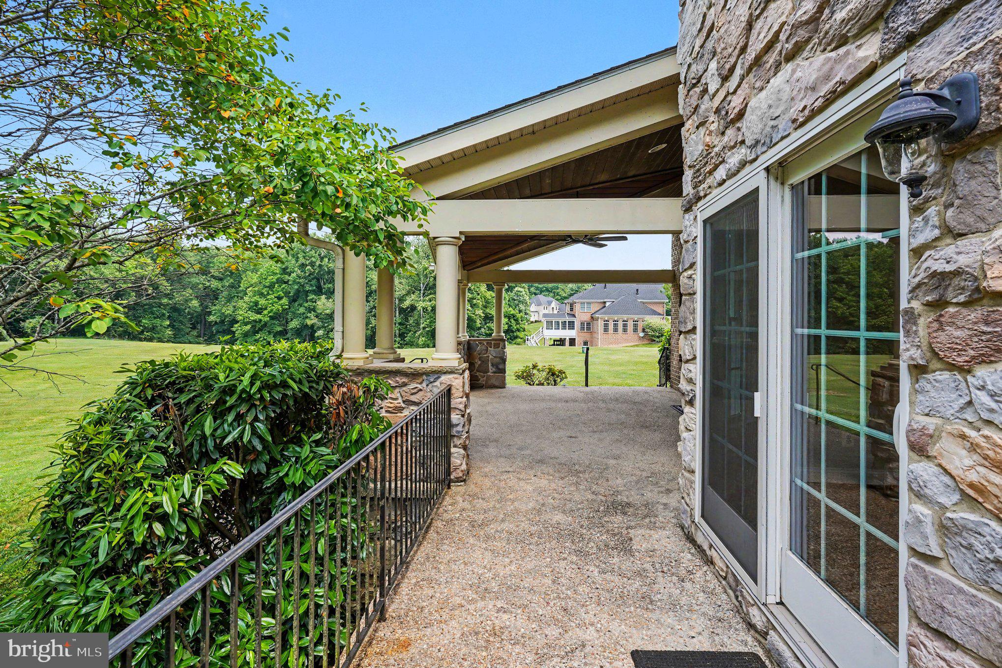 REGENTS RIDGE - Residential