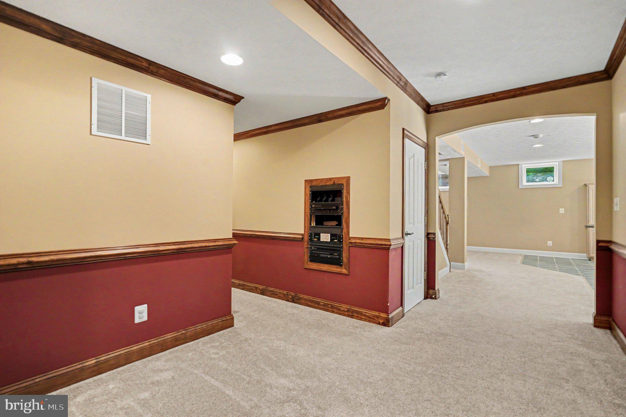 REGENTS RIDGE - Residential