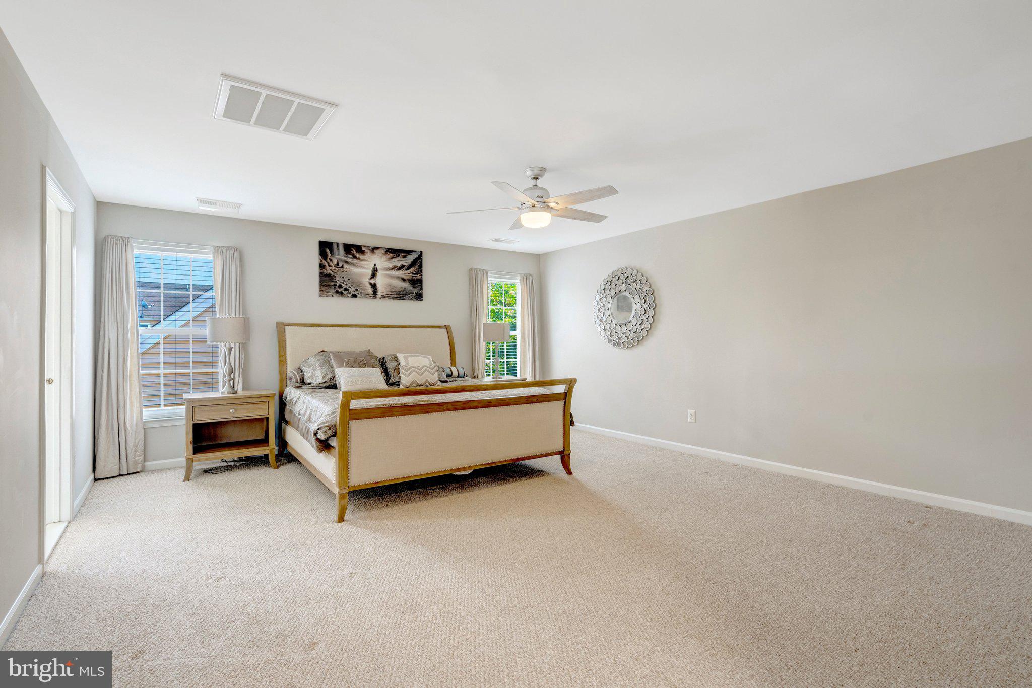 SOUTH RIDING - Residential