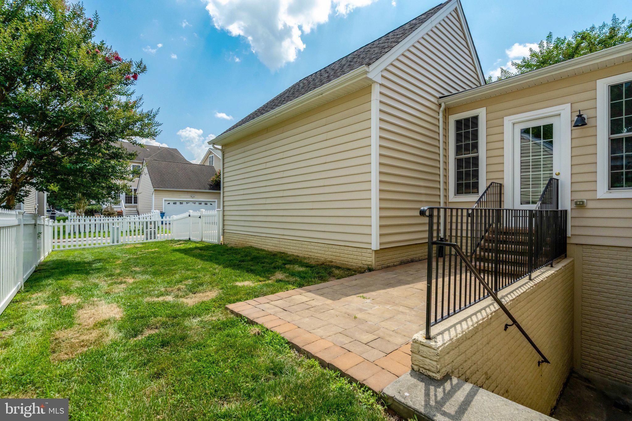 SOUTH RIDING - Residential