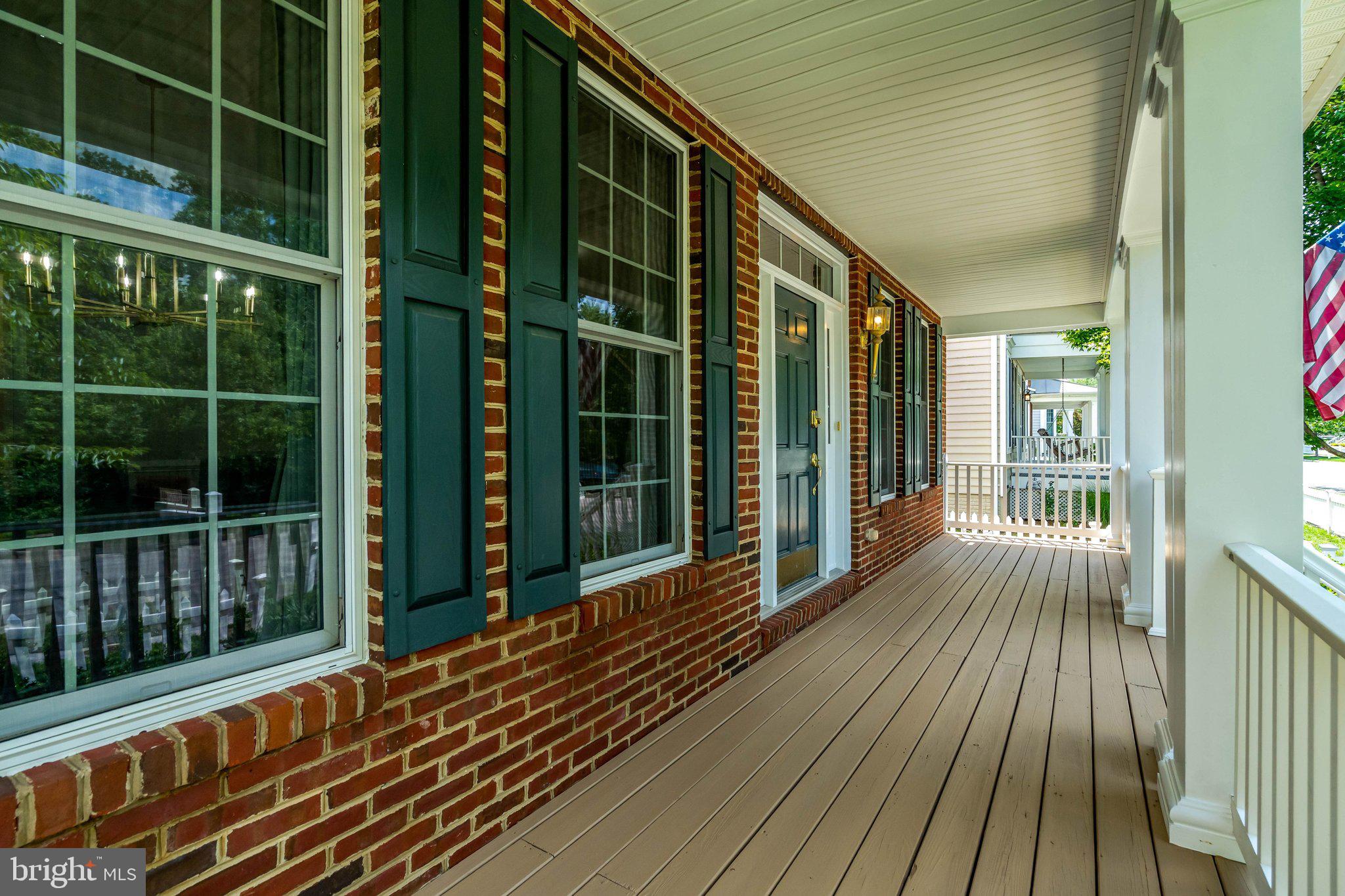 SOUTH RIDING - Residential