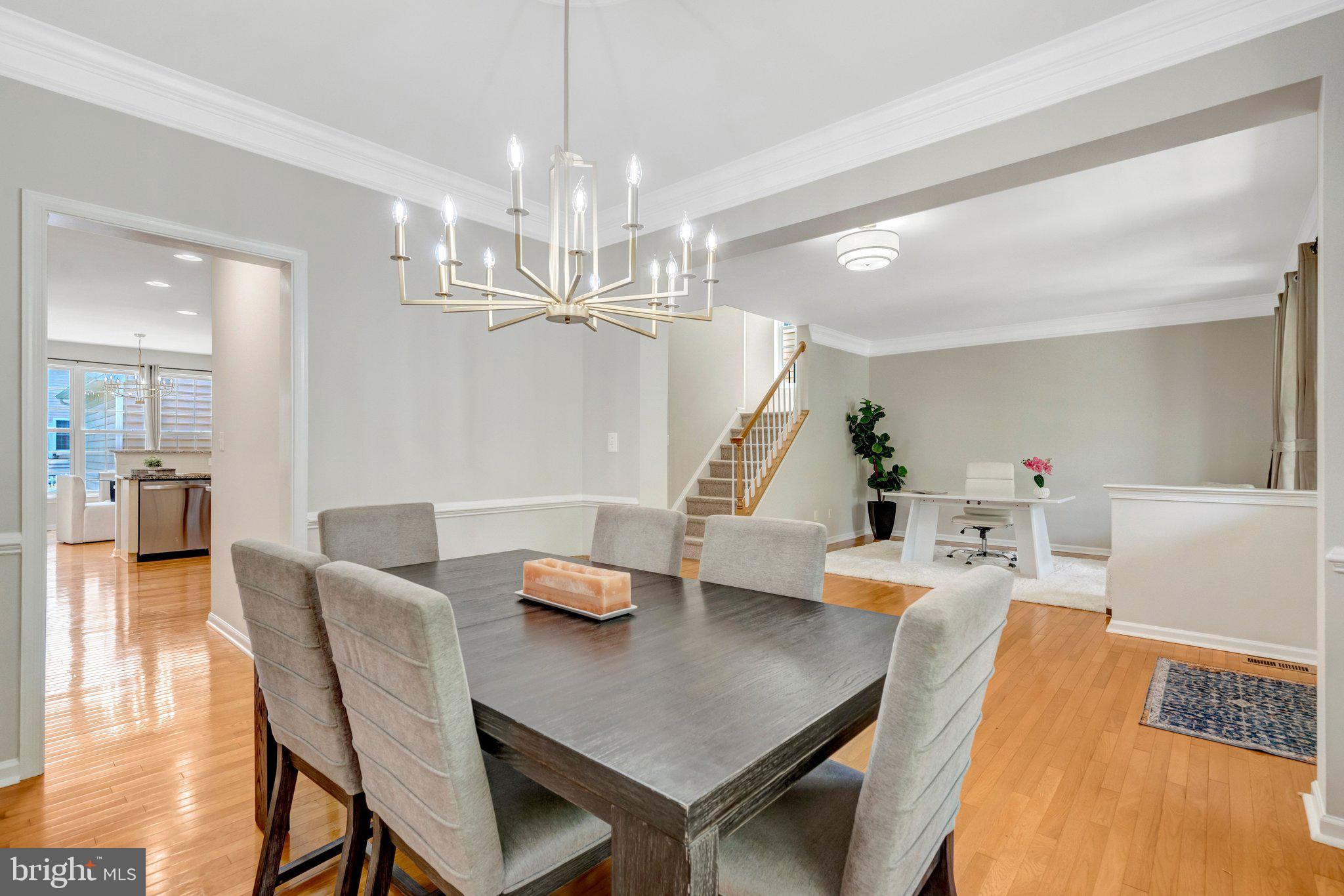 SOUTH RIDING - Residential