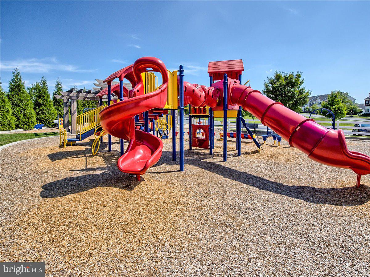 HIGHLANDS AT CLARKSBURG - Residential