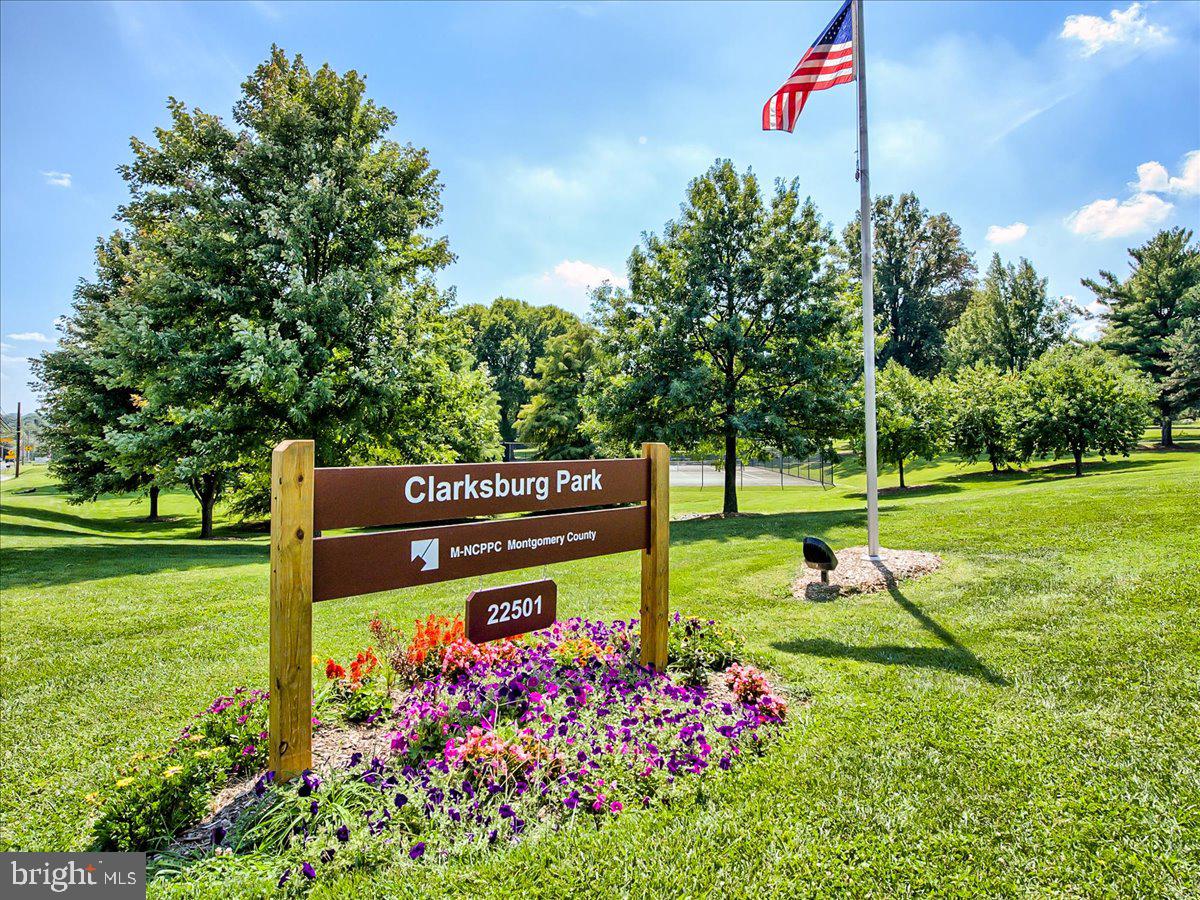 HIGHLANDS AT CLARKSBURG - Residential