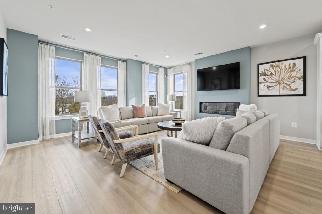DULLES TECHNOLOGY - Residential