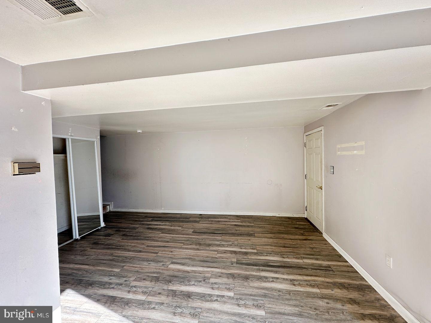WOODSIDE SQUARE - Residential