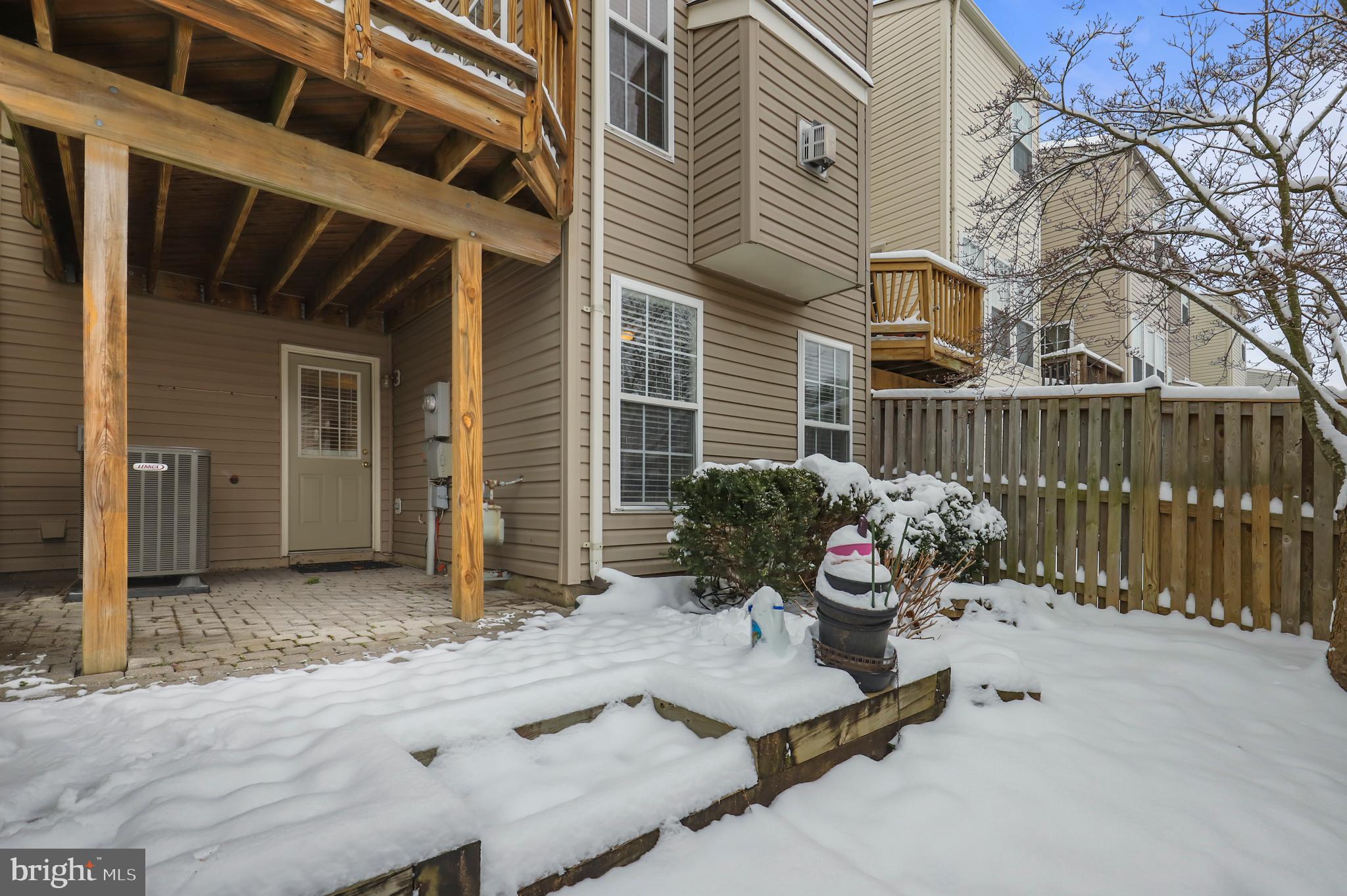 SOUTH RIDING - Residential