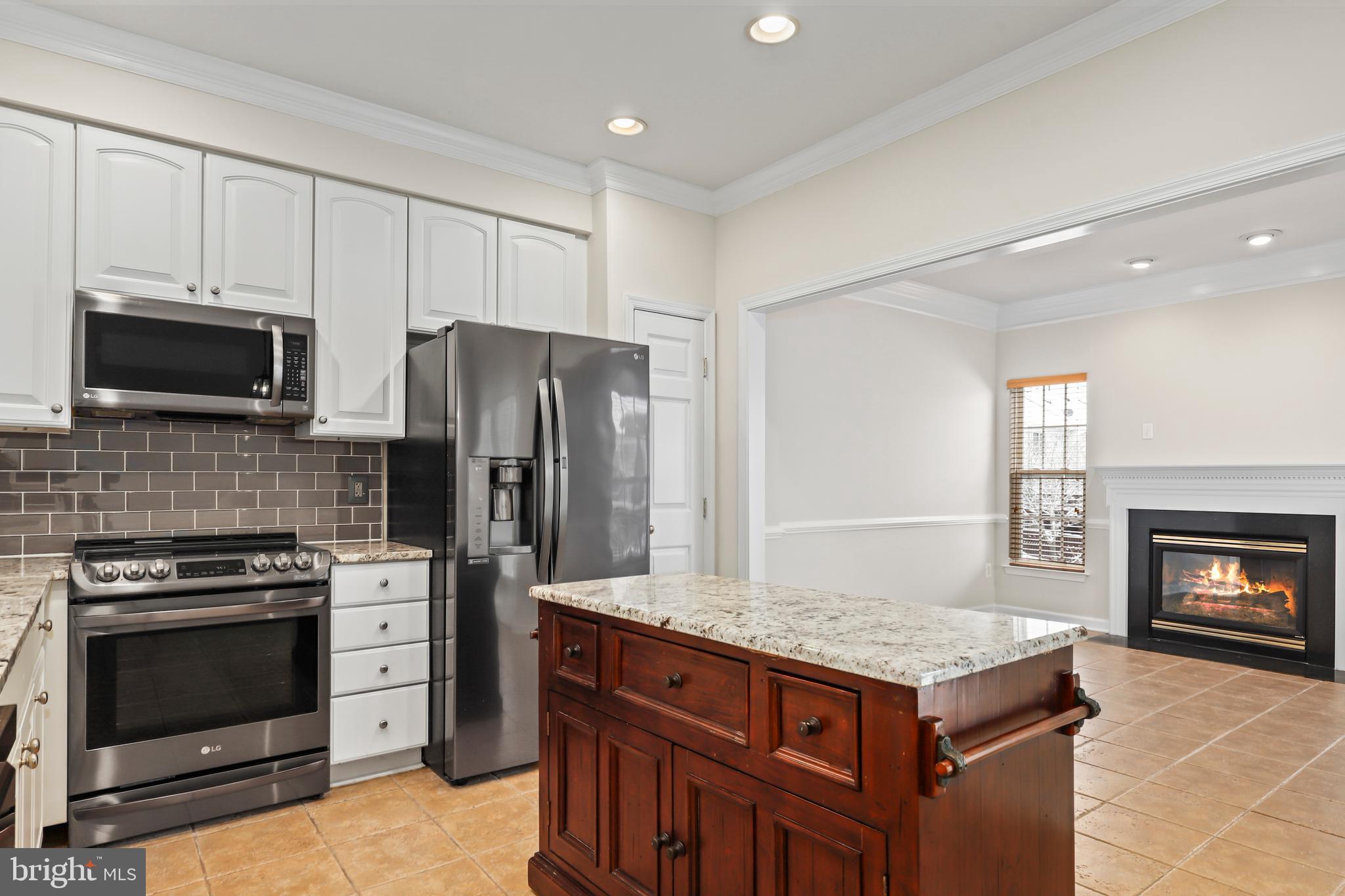 SOUTH RIDING - Residential