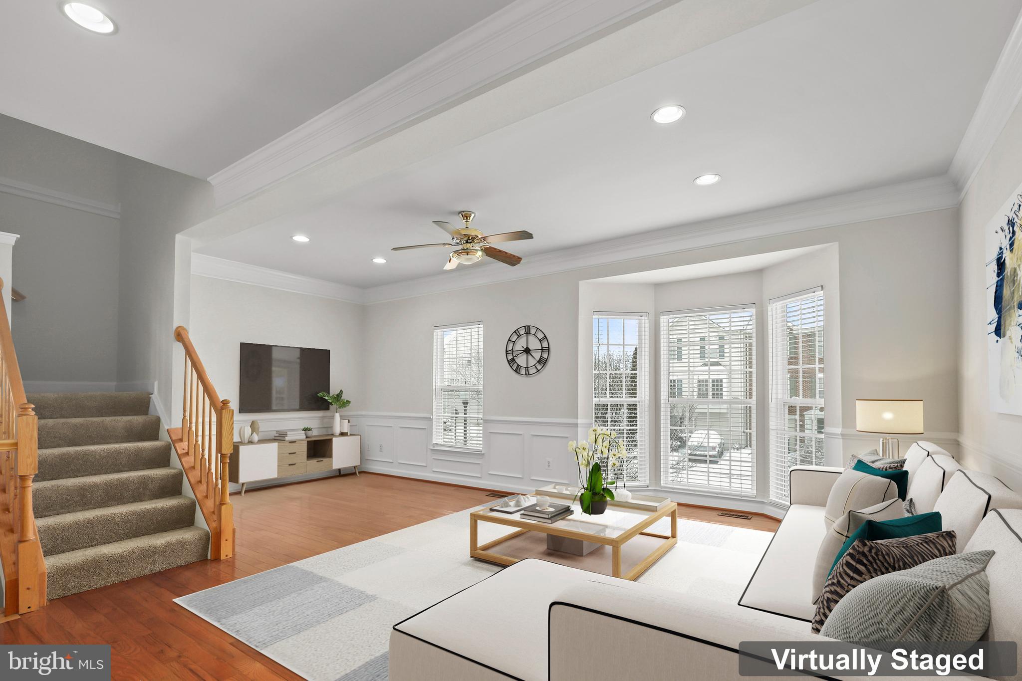 SOUTH RIDING - Residential