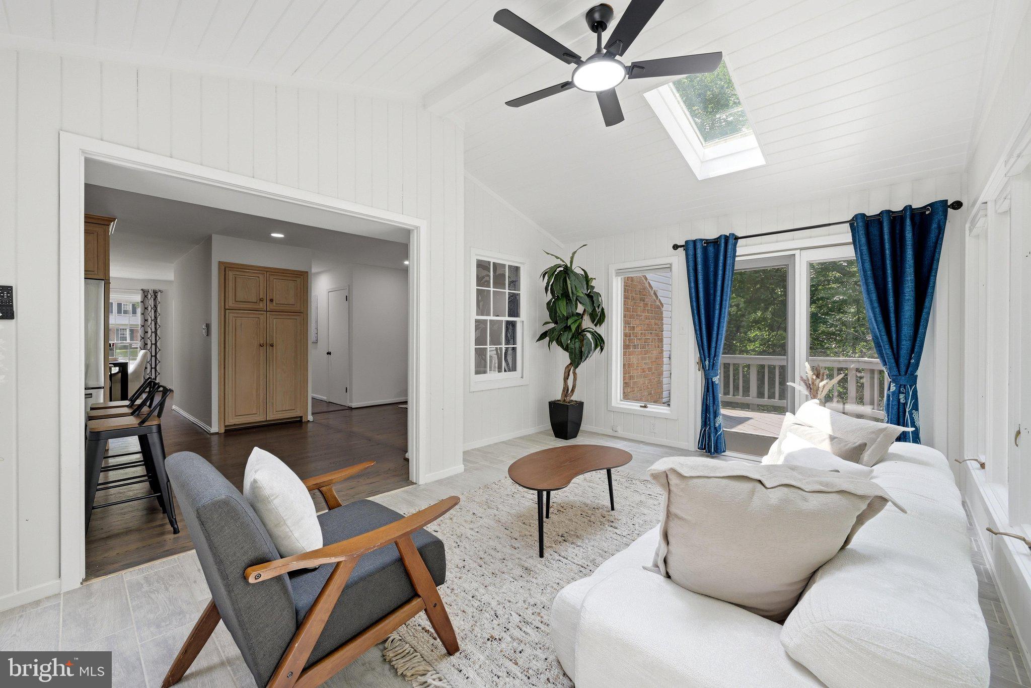 ROLLING VALLEY - Residential