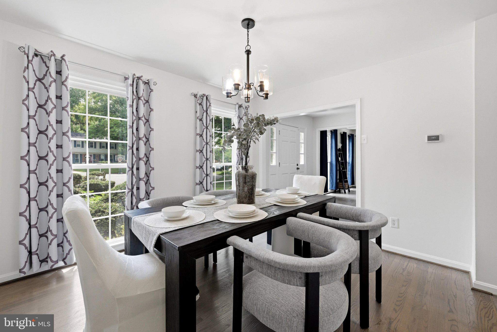 ROLLING VALLEY - Residential