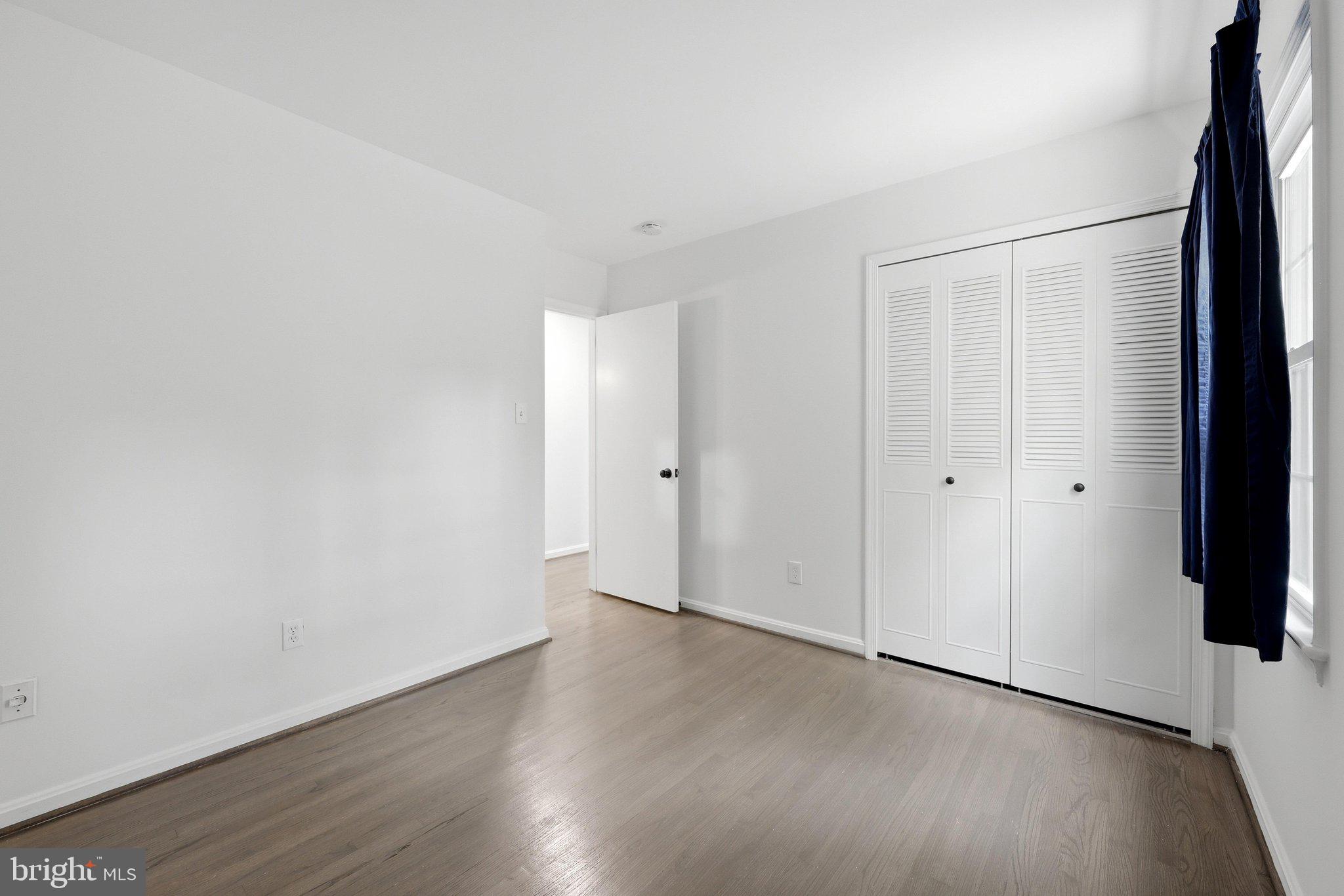 ROLLING VALLEY - Residential