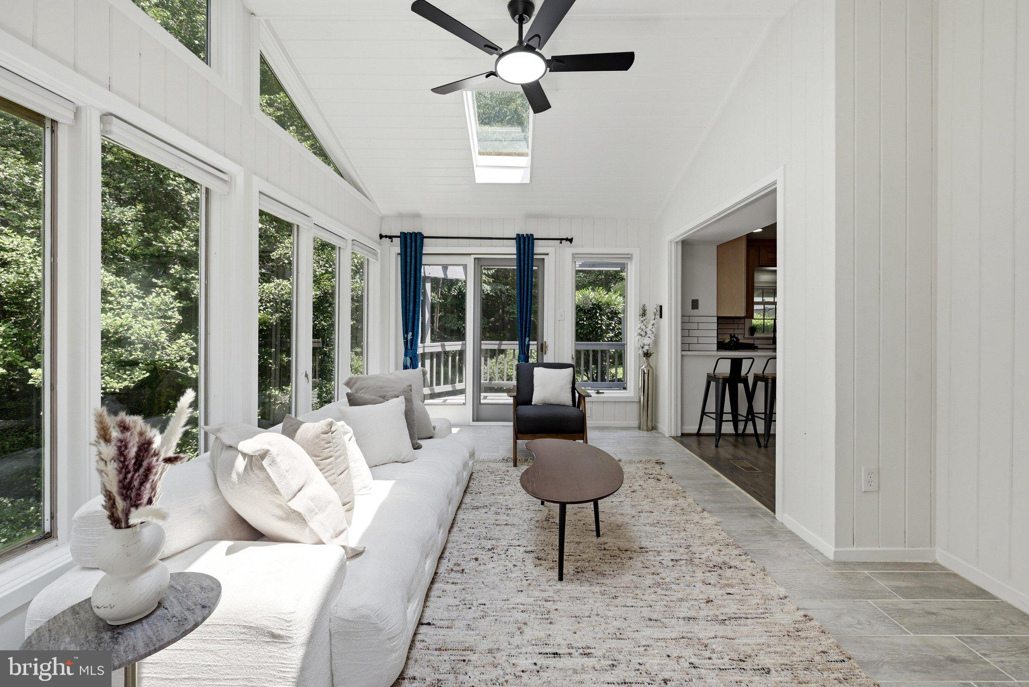ROLLING VALLEY - Residential