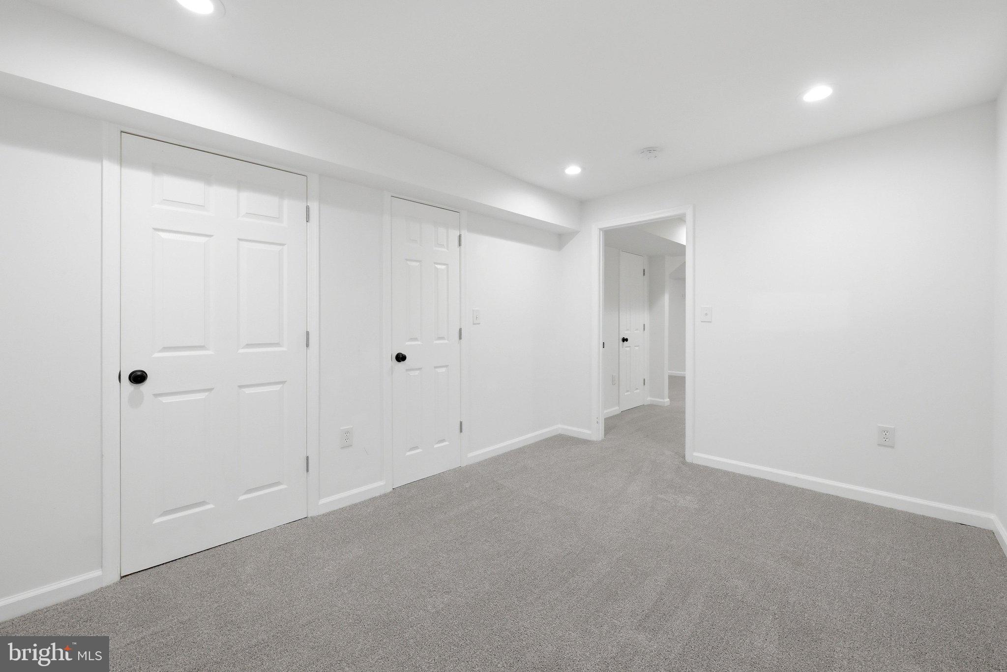 ROLLING VALLEY - Residential