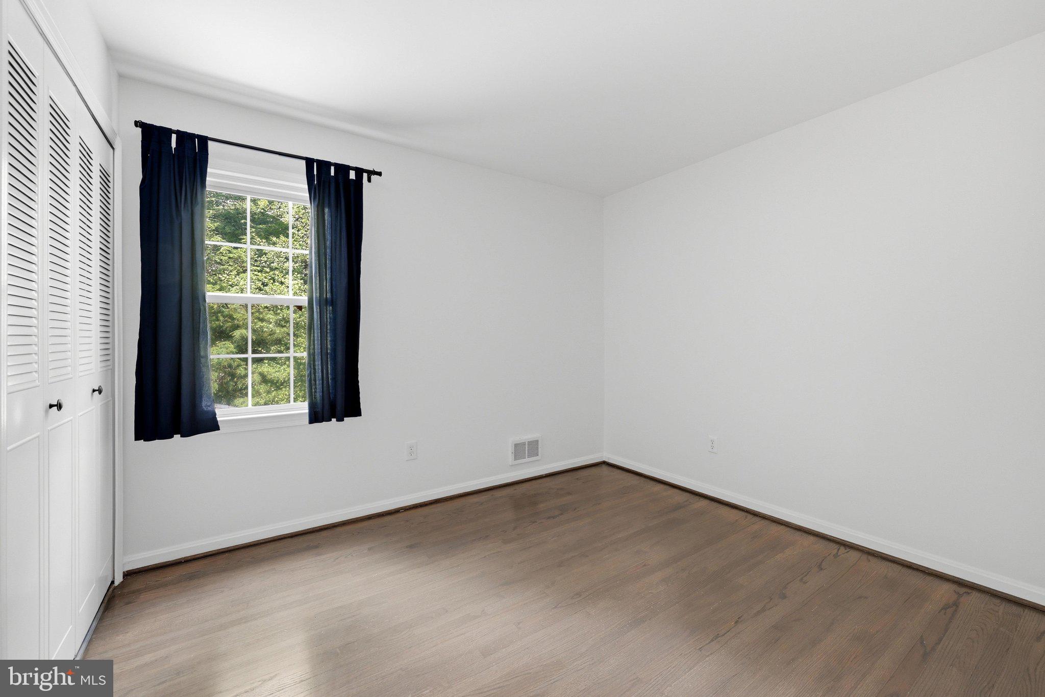 ROLLING VALLEY - Residential