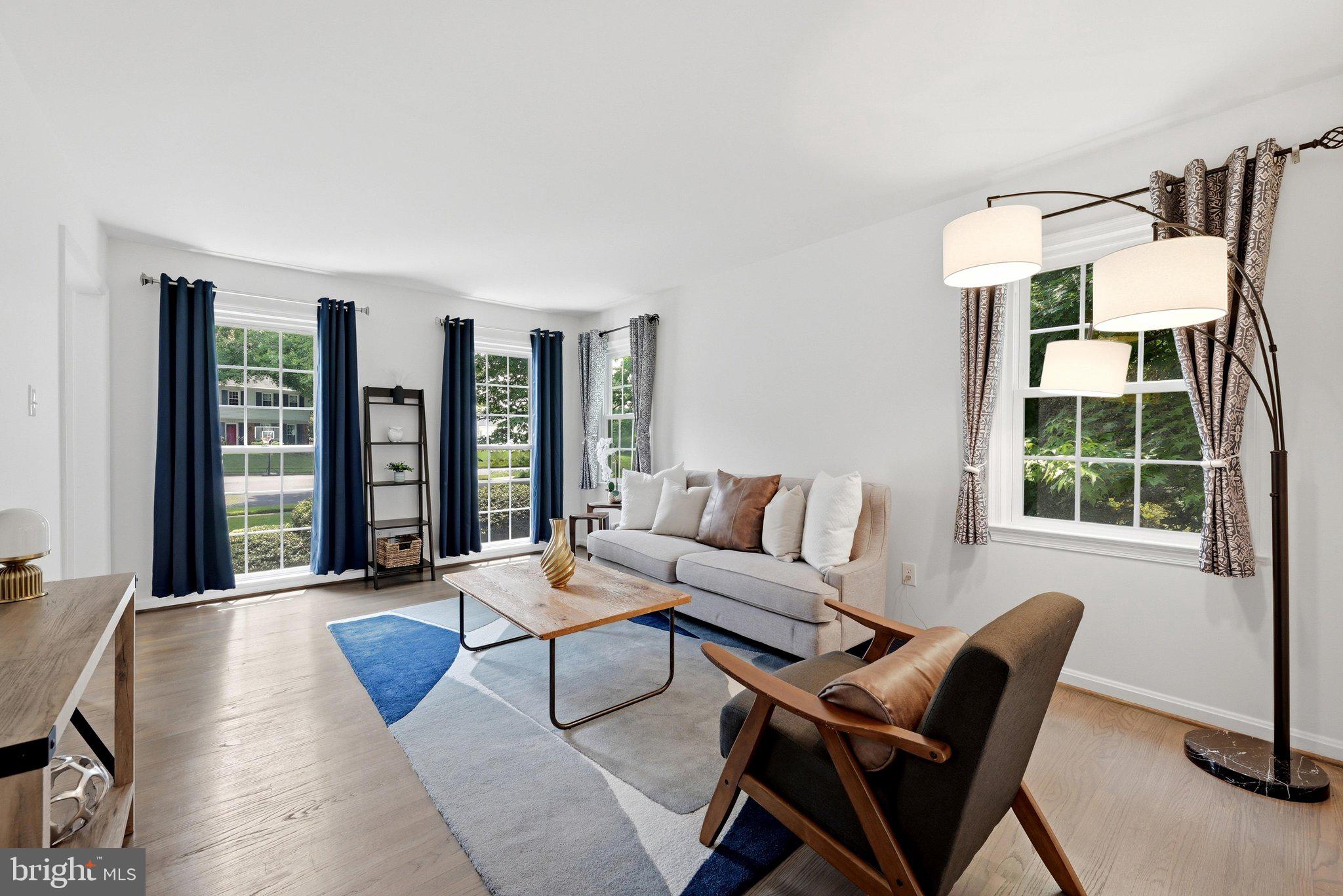 ROLLING VALLEY - Residential