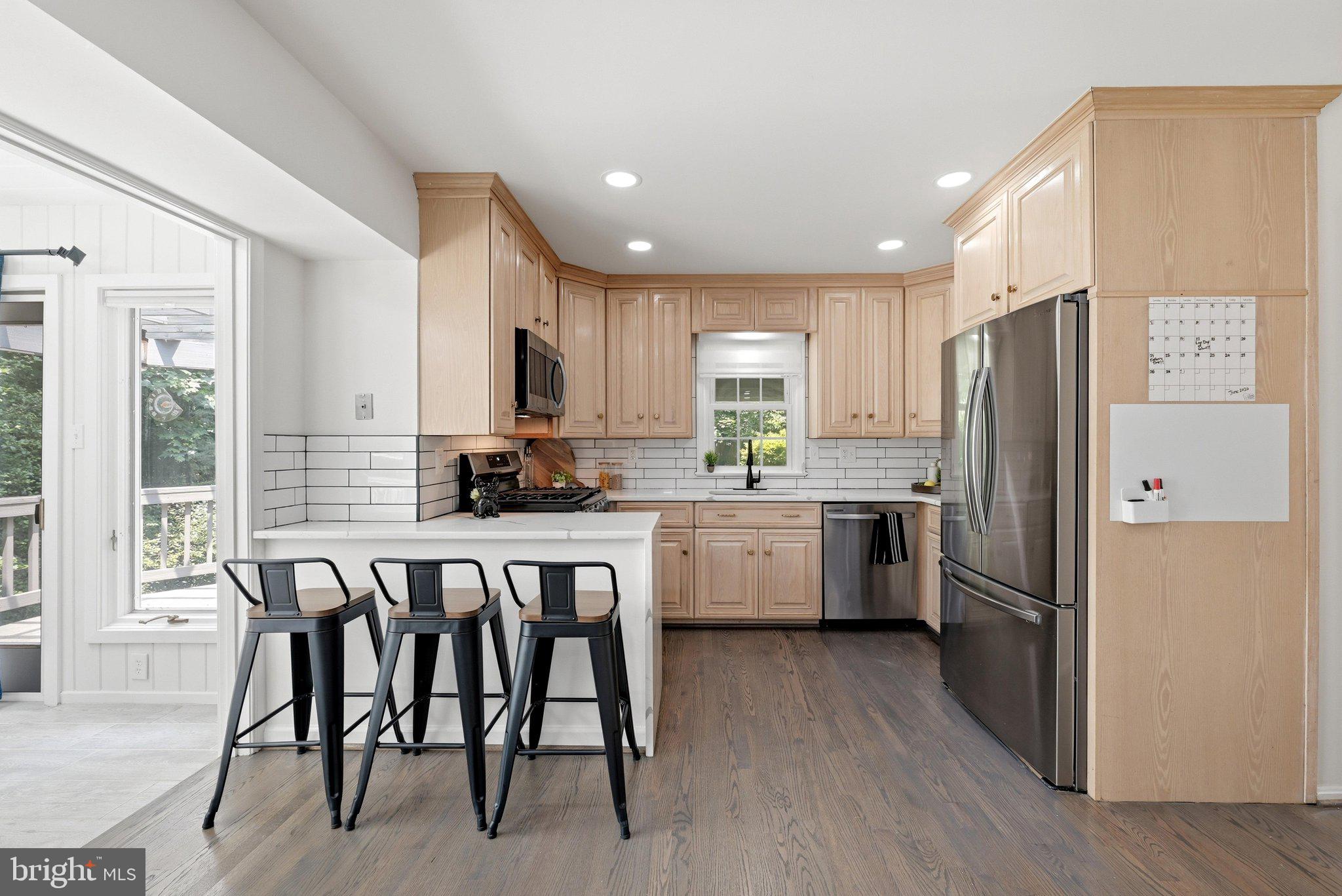 ROLLING VALLEY - Residential