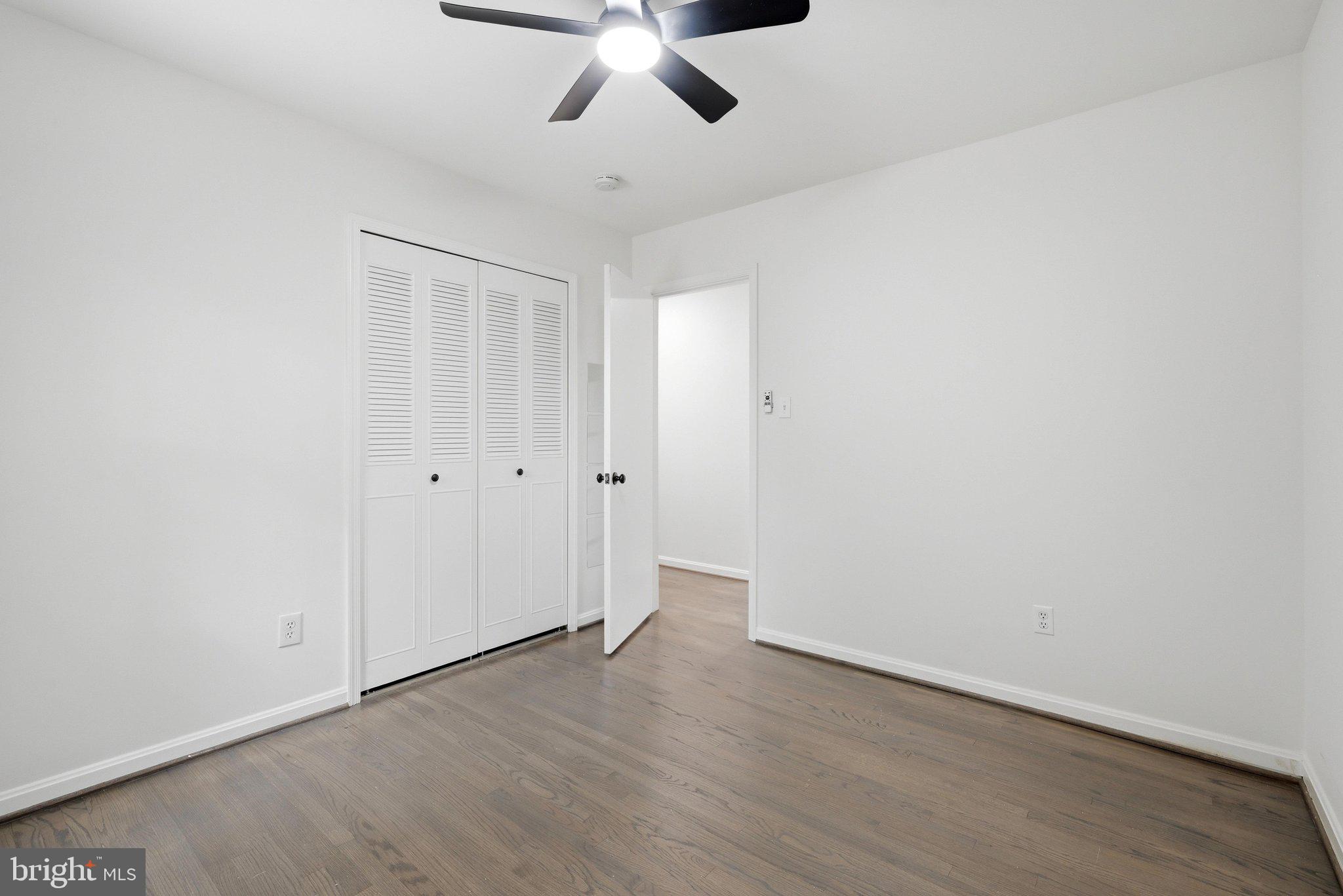 ROLLING VALLEY - Residential
