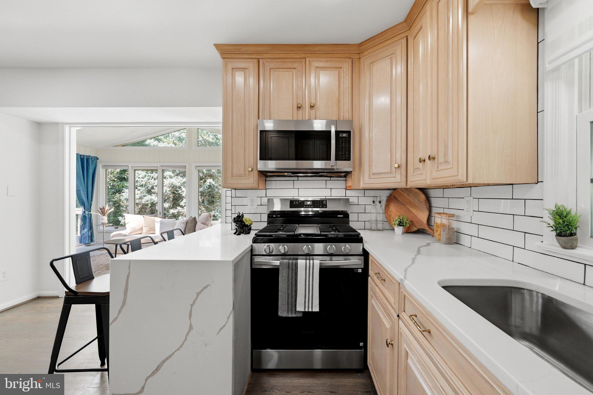 ROLLING VALLEY - Residential