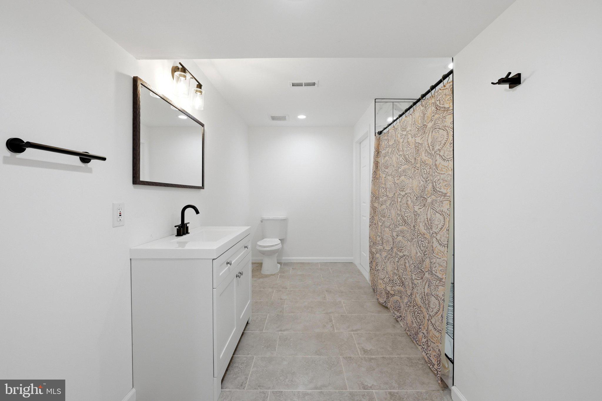 ROLLING VALLEY - Residential