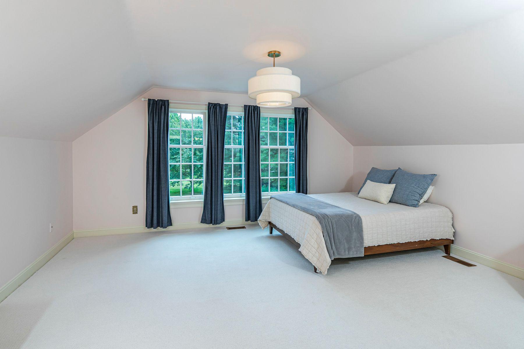 SOLEBURY - Residential