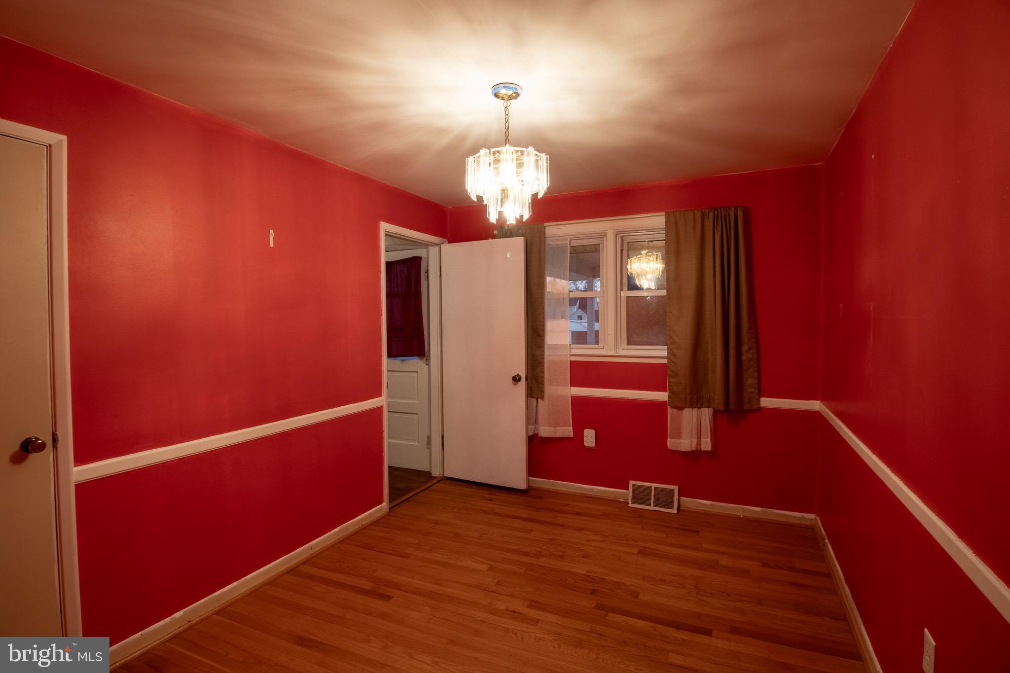 MARTINSBURG CITY - Residential