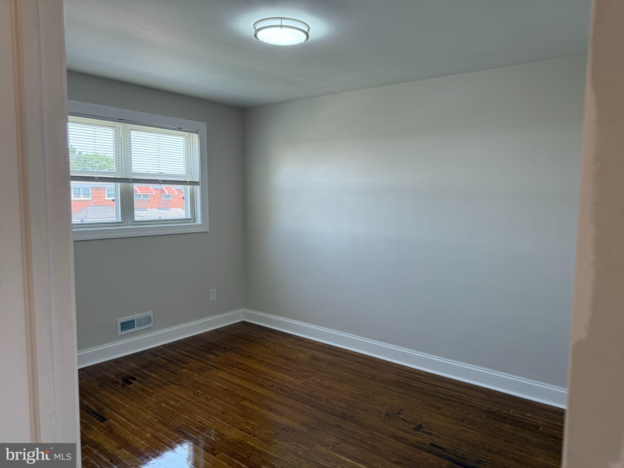 EASTFIELD - Residential