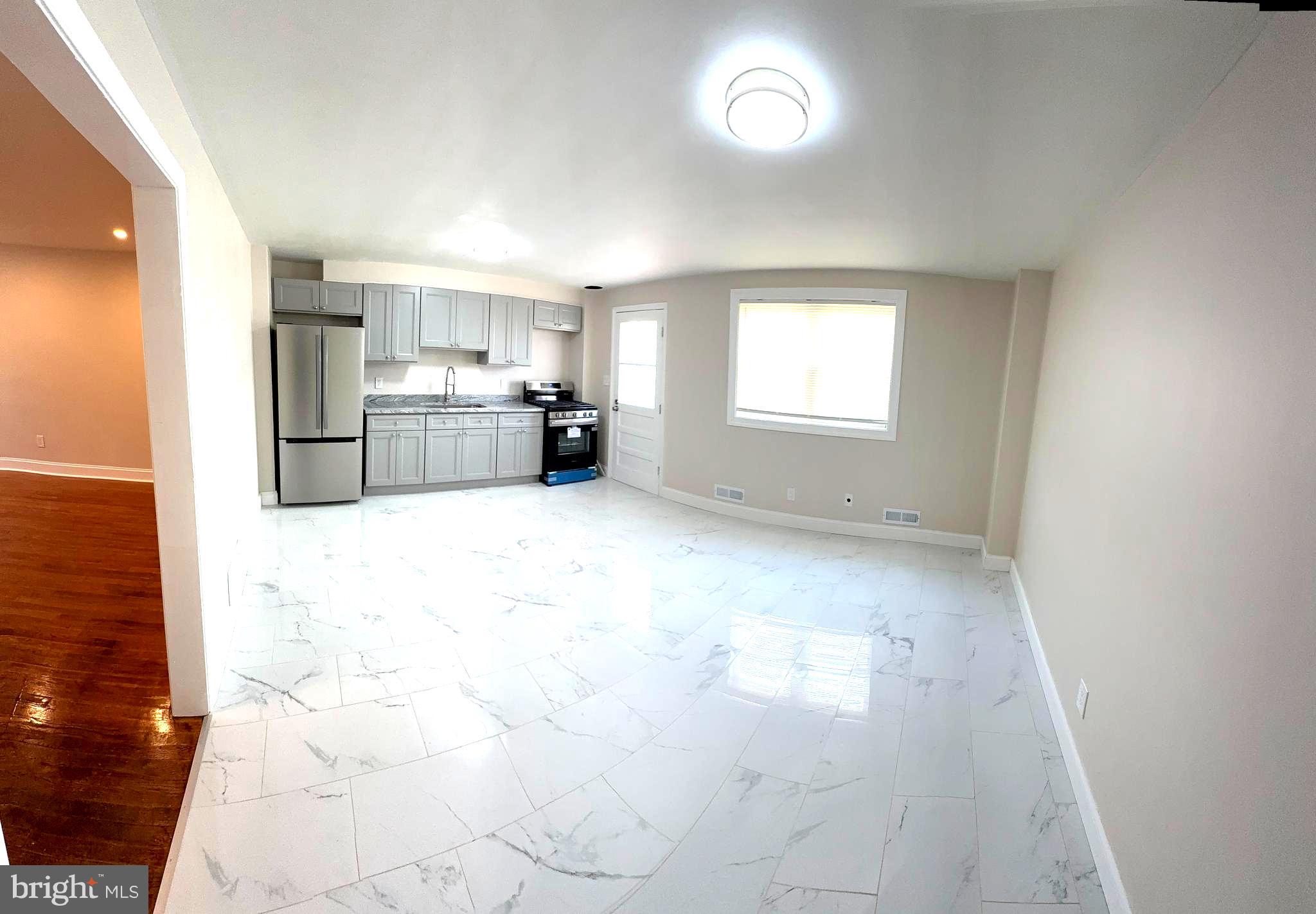 EASTFIELD - Residential
