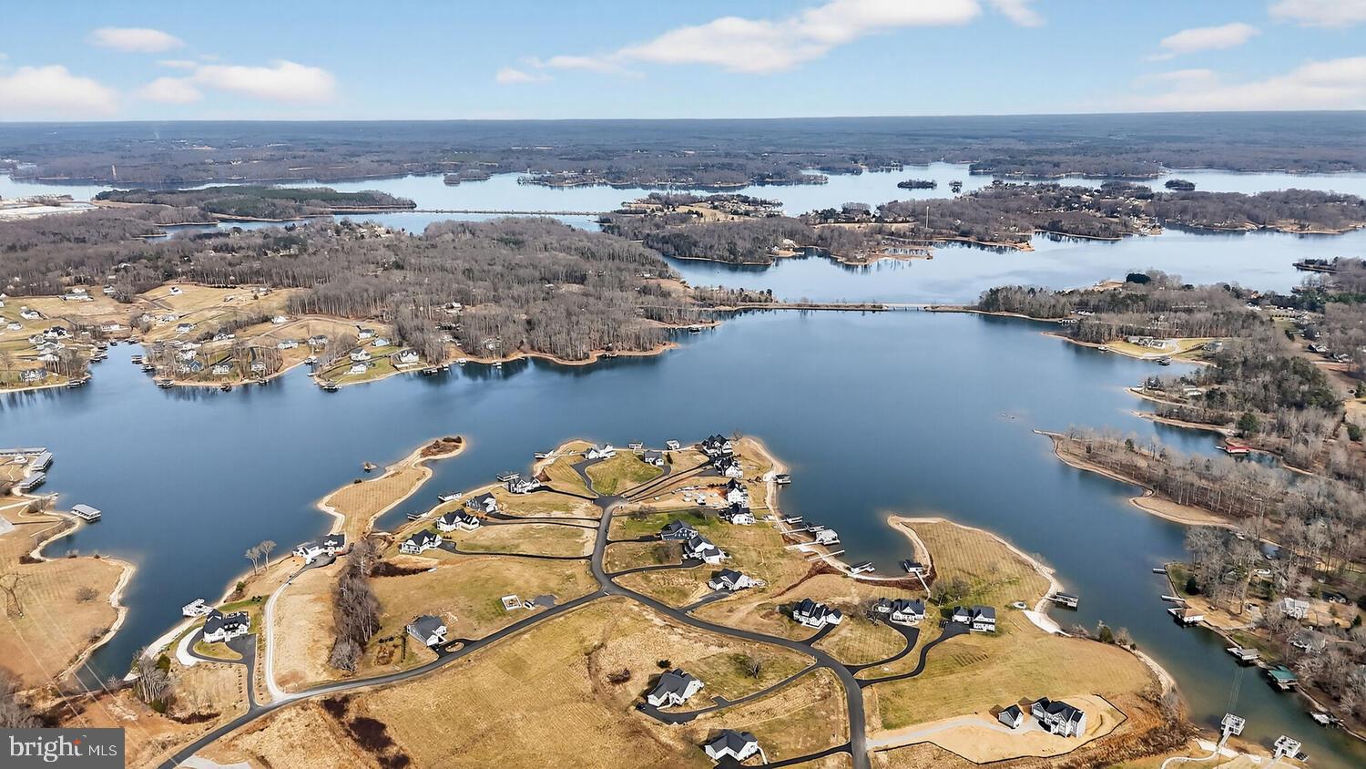 ROCK ISLAND LANDING - Residential