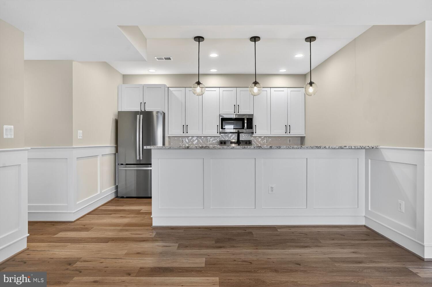 ROCK ISLAND LANDING - Residential