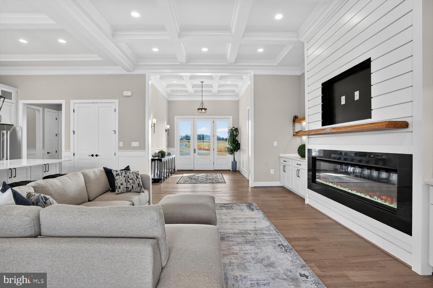 ROCK ISLAND LANDING - Residential
