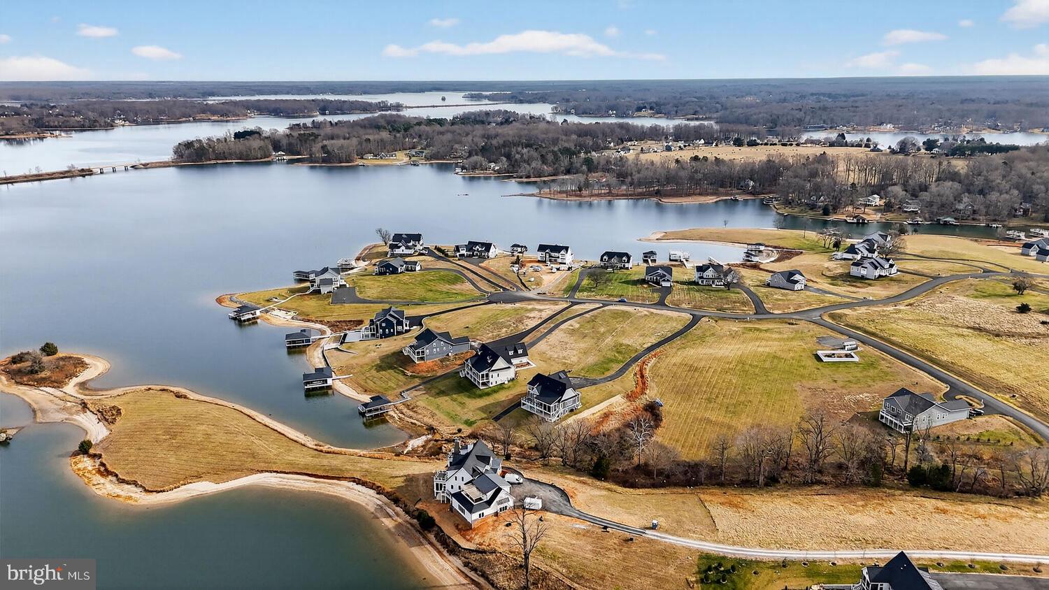 ROCK ISLAND LANDING - Residential