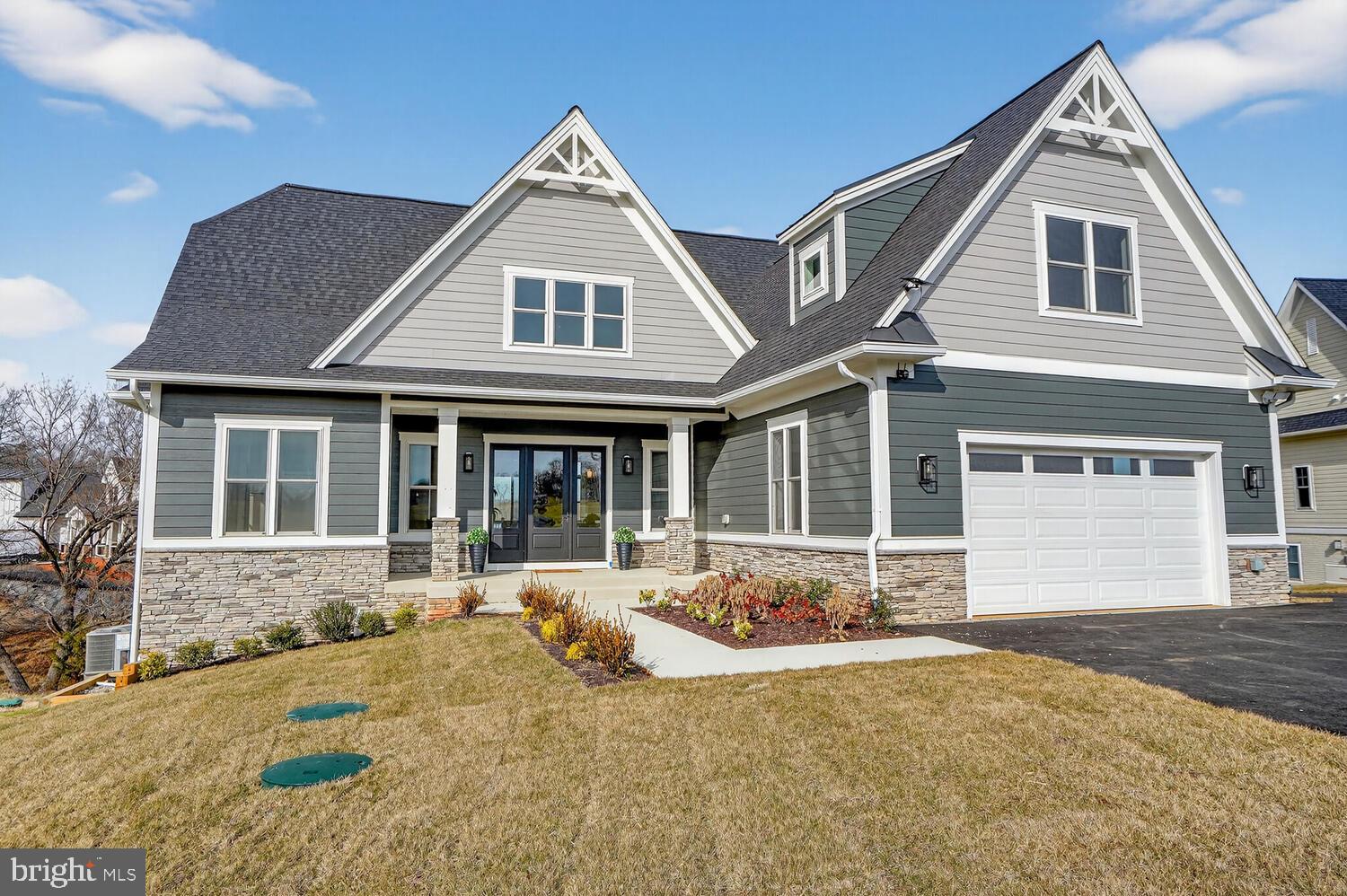 ROCK ISLAND LANDING - Residential