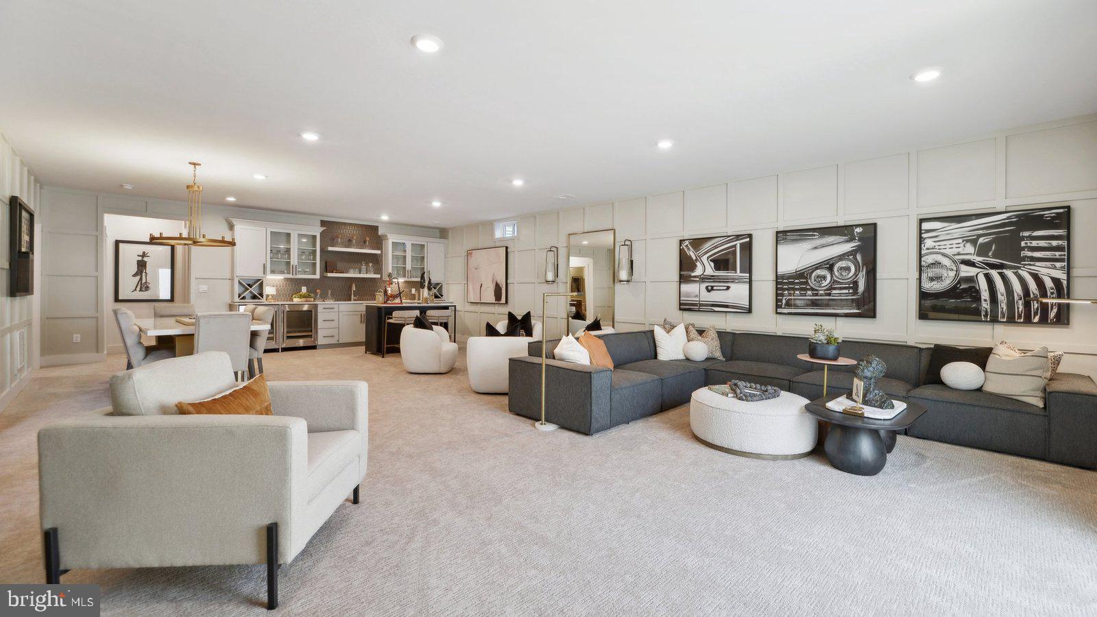COLLINGWOOD CHASE - Residential