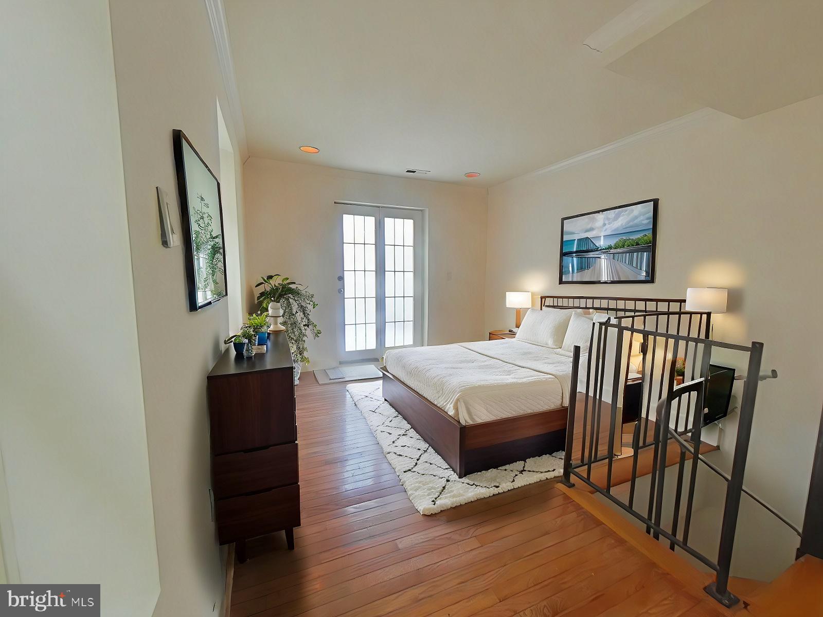 GRADUATE HOSPITAL - Residential Lease