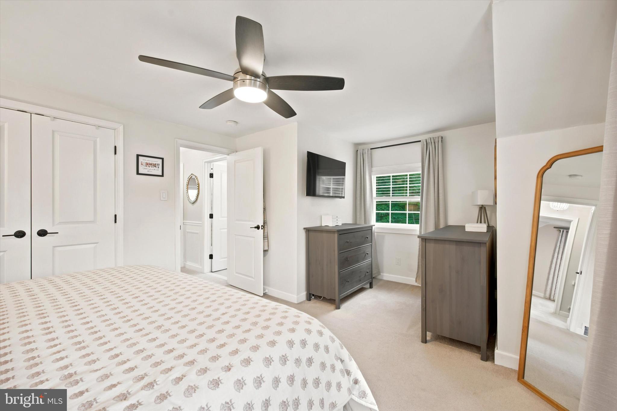 MORELAND MANOR - Residential