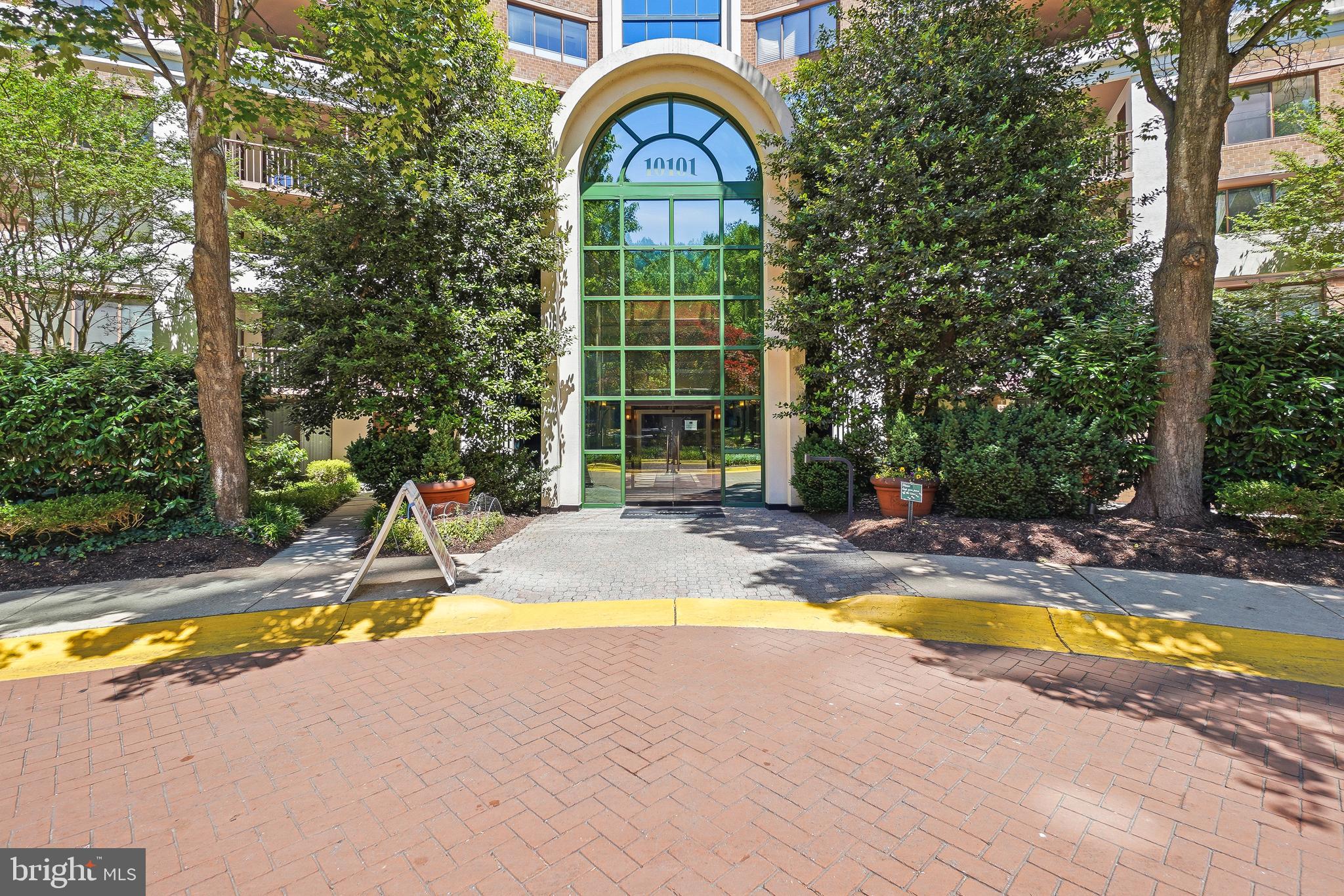 GROSVENOR PARK - Residential