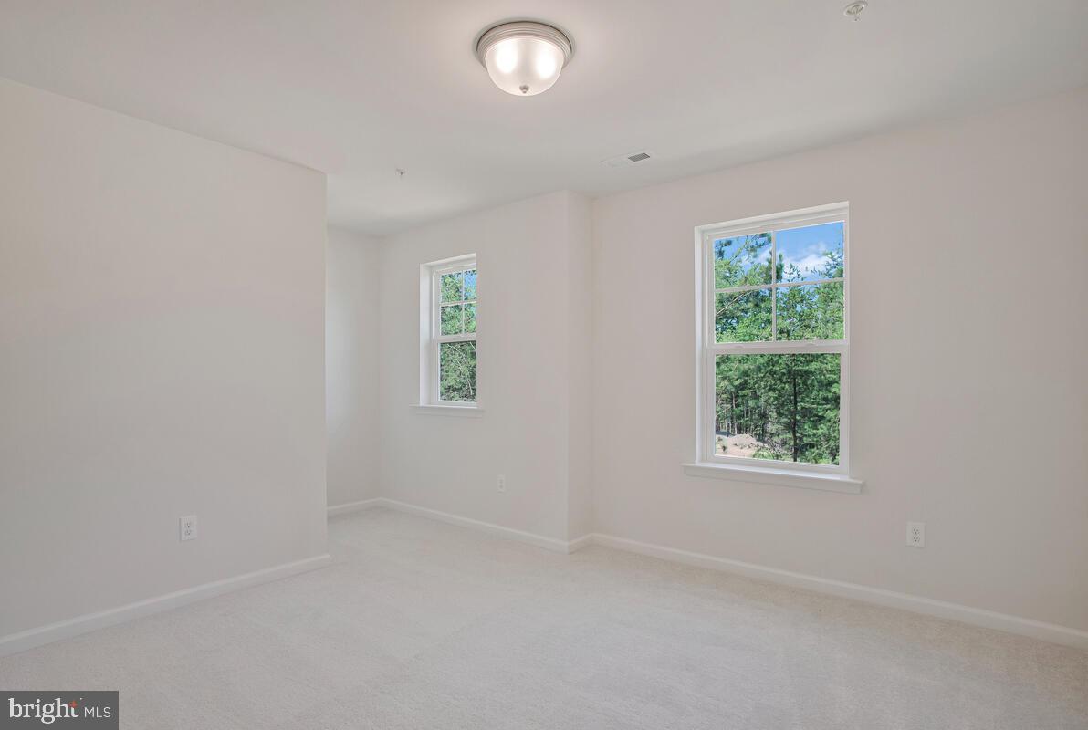 CEDARHURST ON THE BAY - Residential