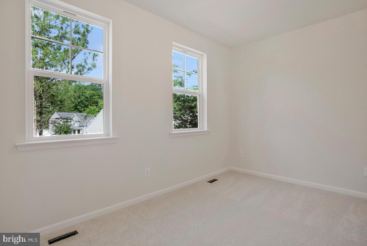 CEDARHURST ON THE BAY - Residential
