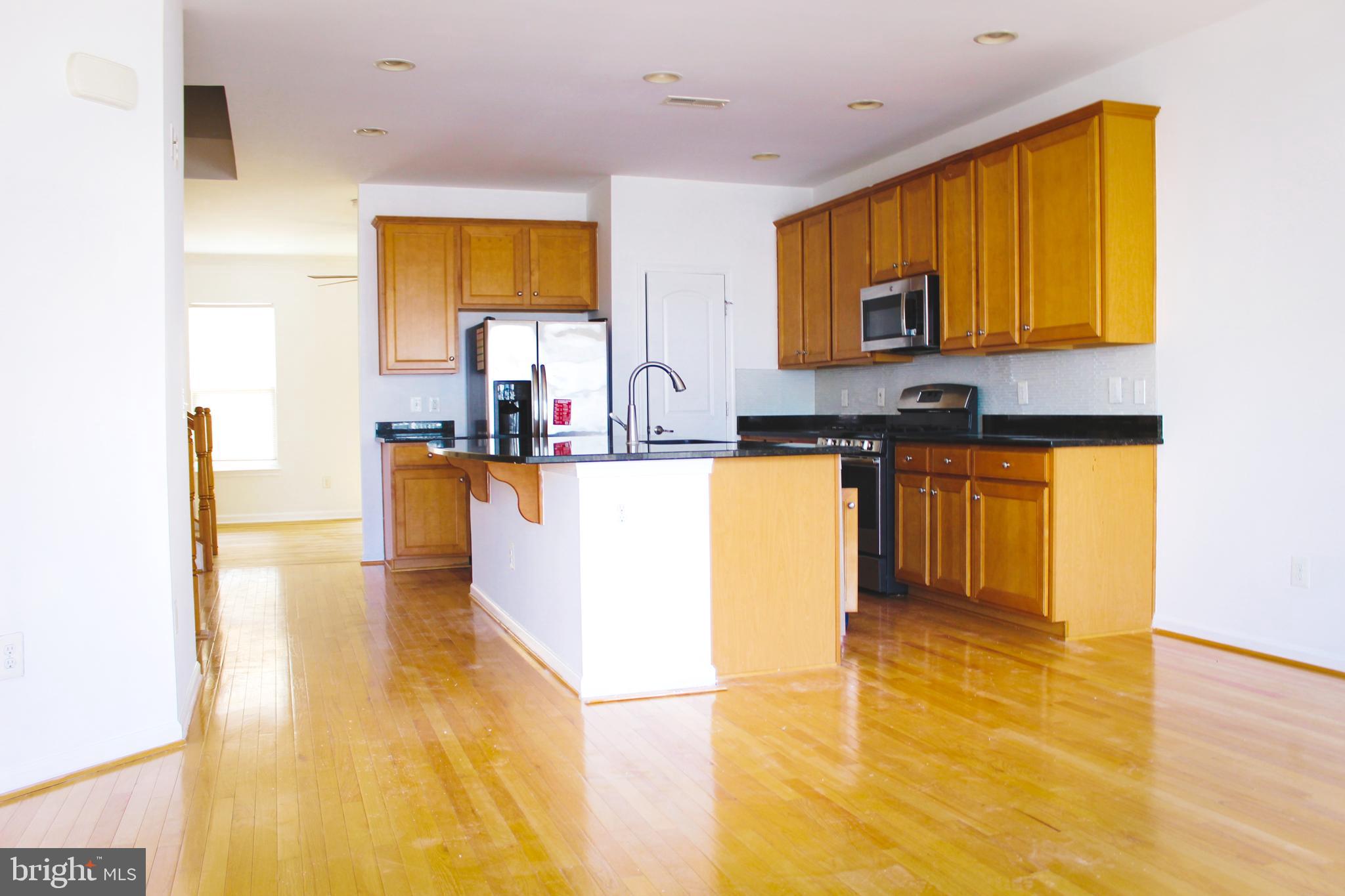 EAST GATE - Residential