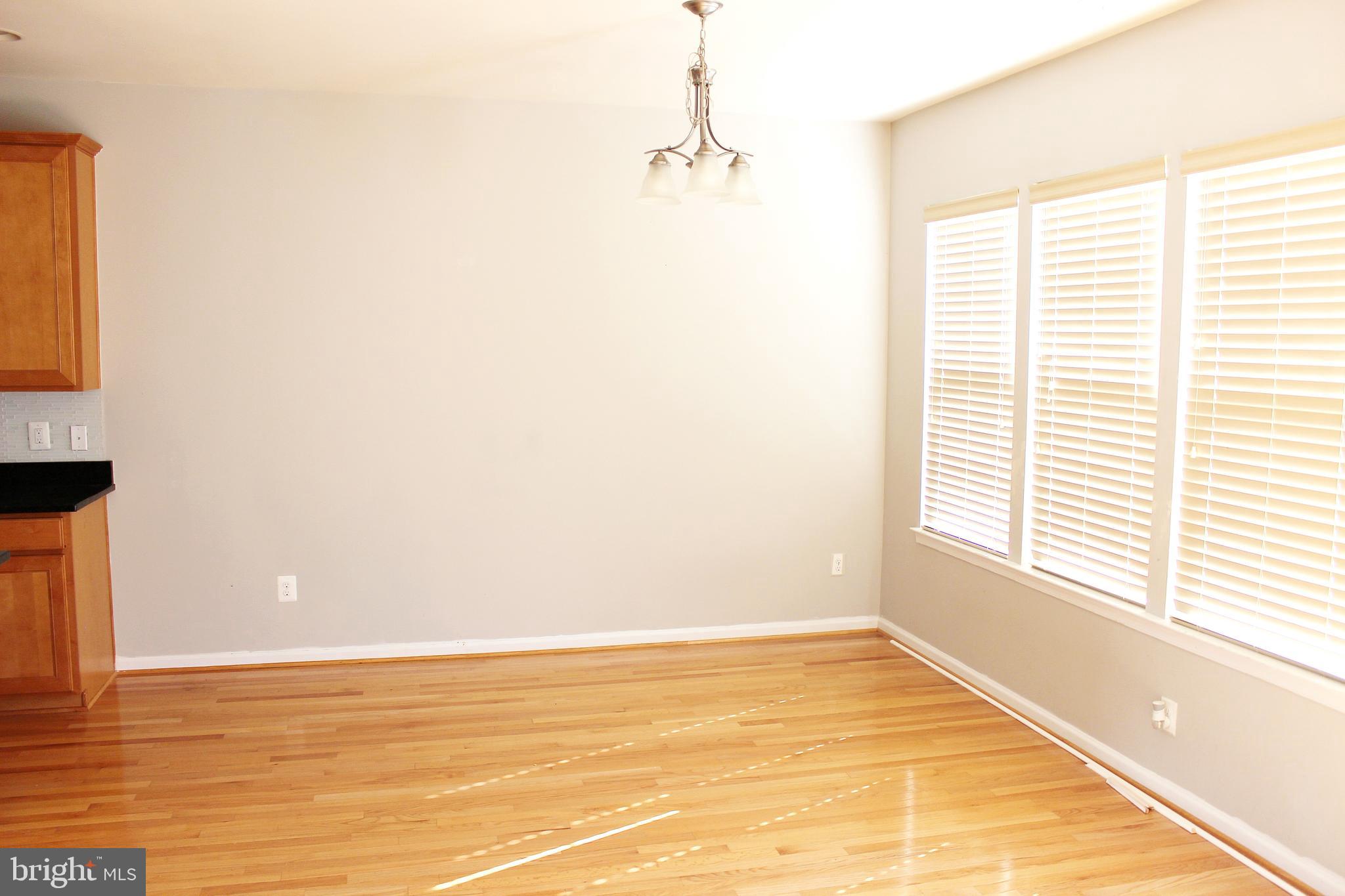 EAST GATE - Residential