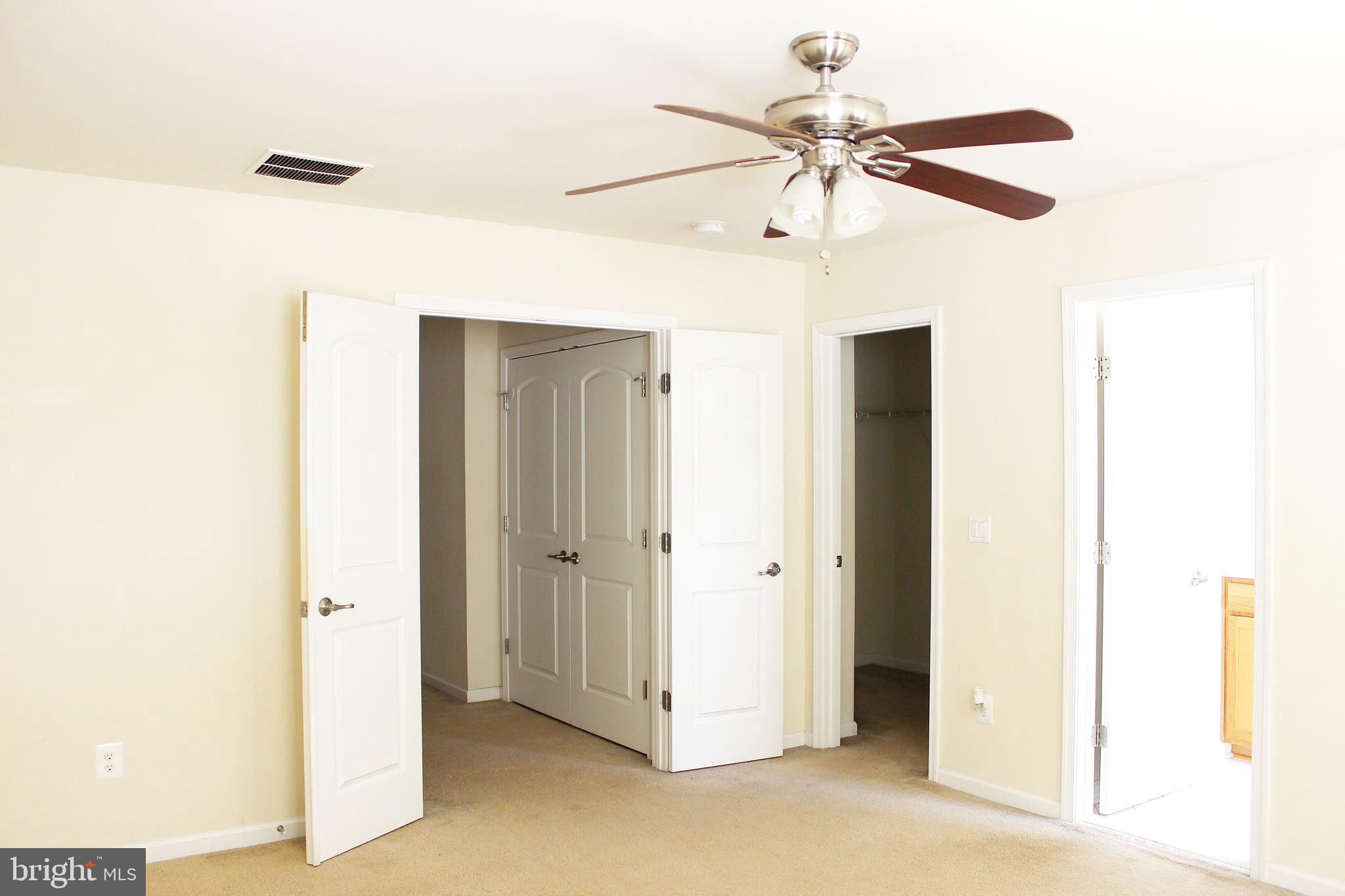 EAST GATE - Residential