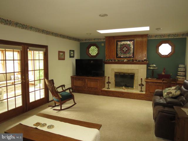 BLUE BELL CROSSING - Residential