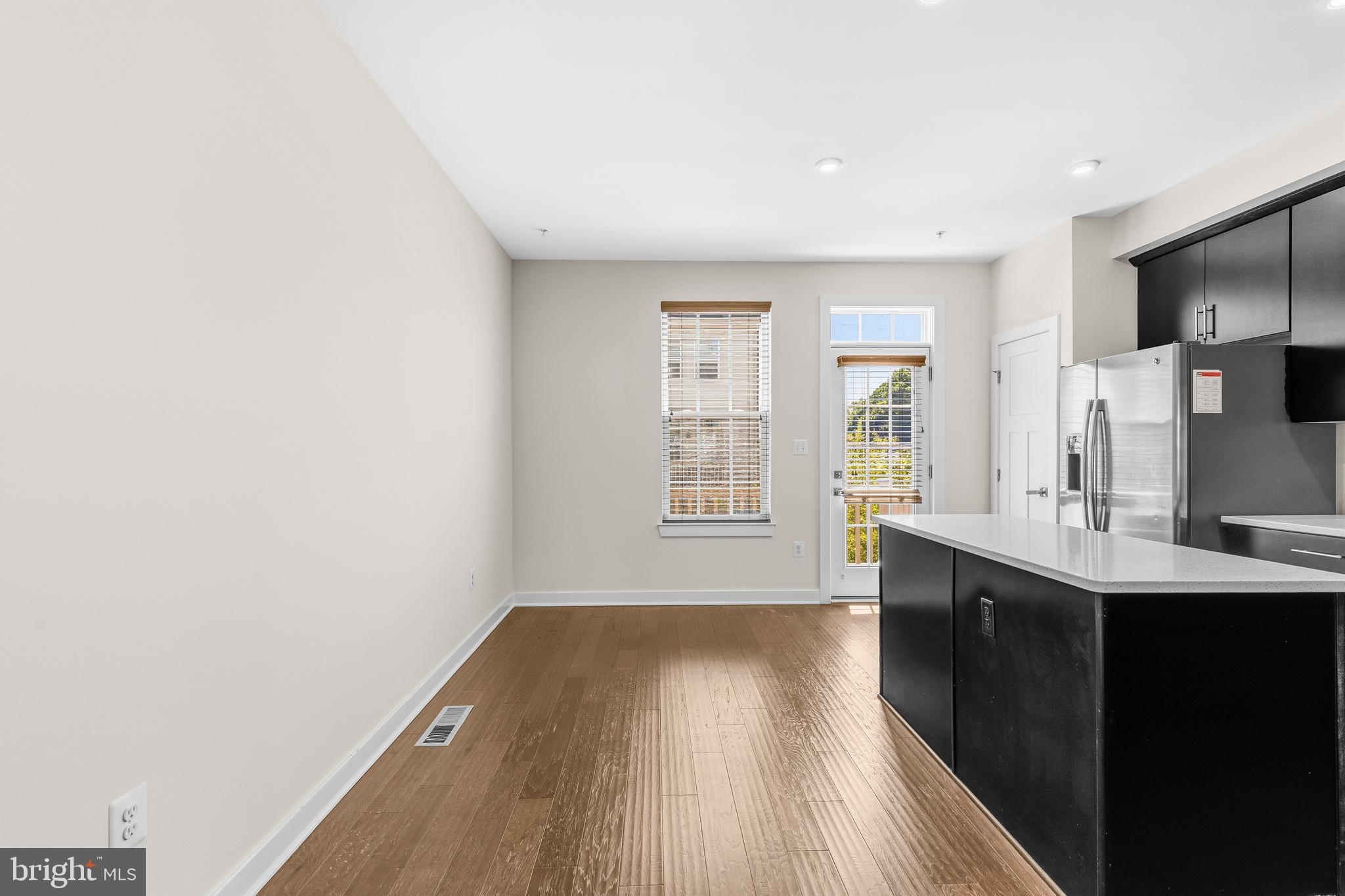 GREENBELT STATION - Residential