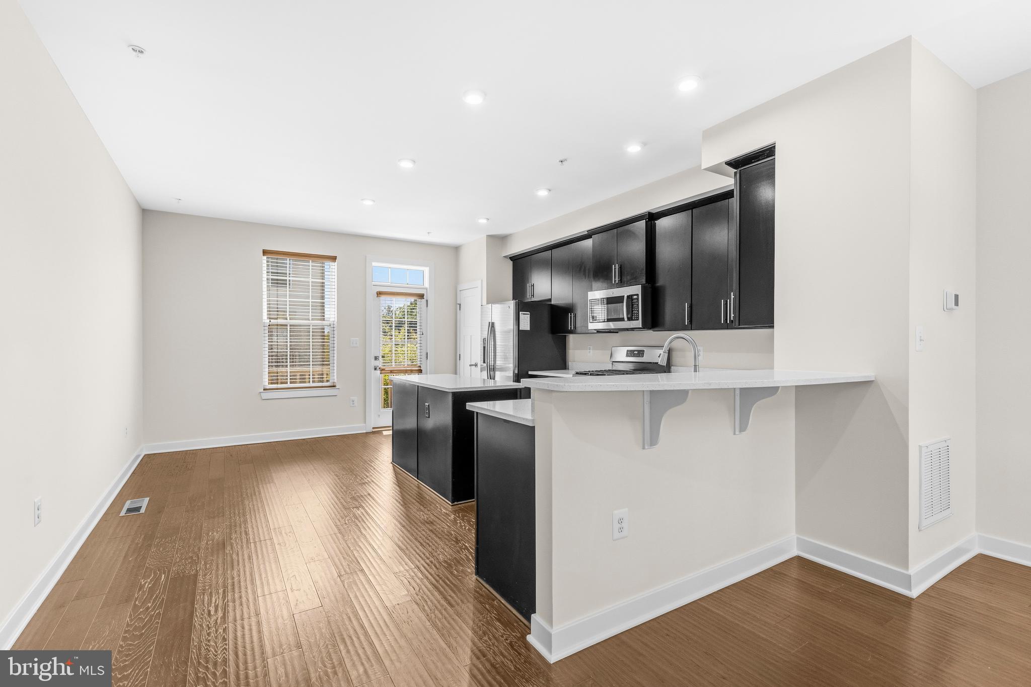 GREENBELT STATION - Residential