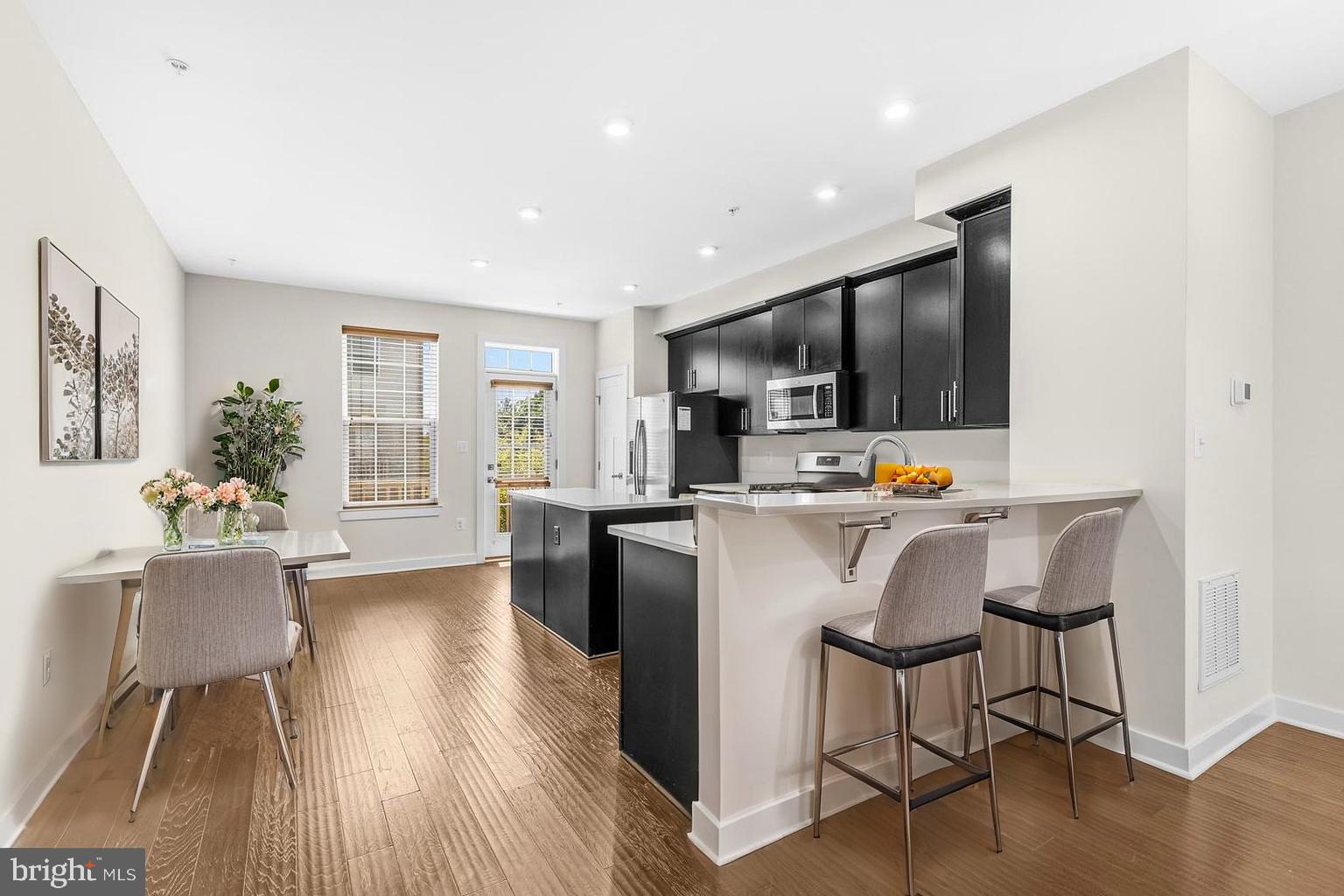 GREENBELT STATION - Residential