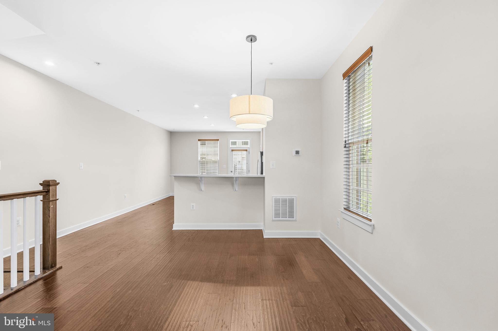 GREENBELT STATION - Residential