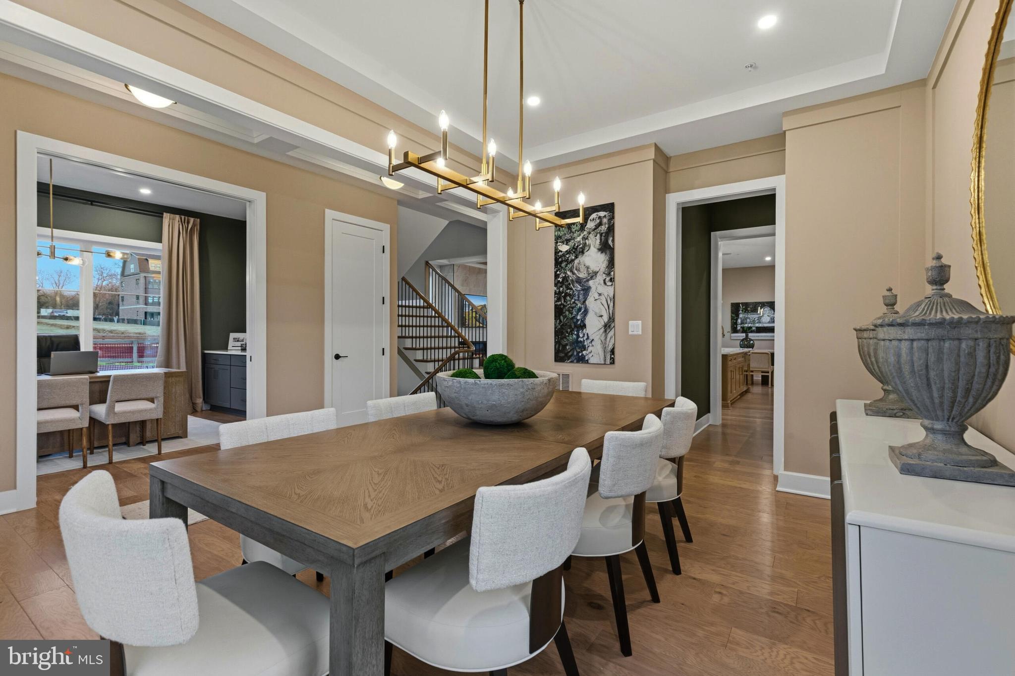 STRATHMORE VIEW - Residential