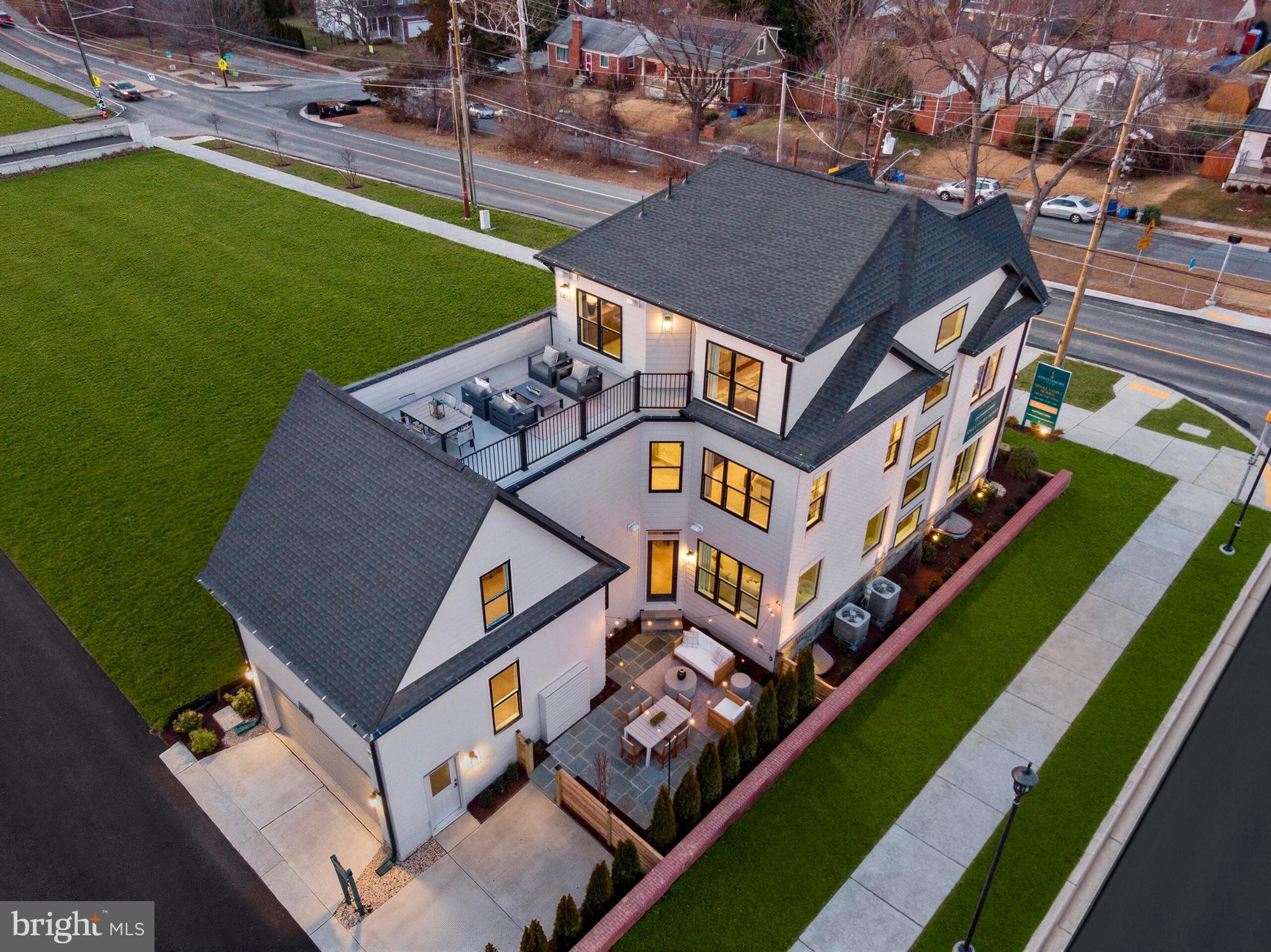 STRATHMORE VIEW - Residential